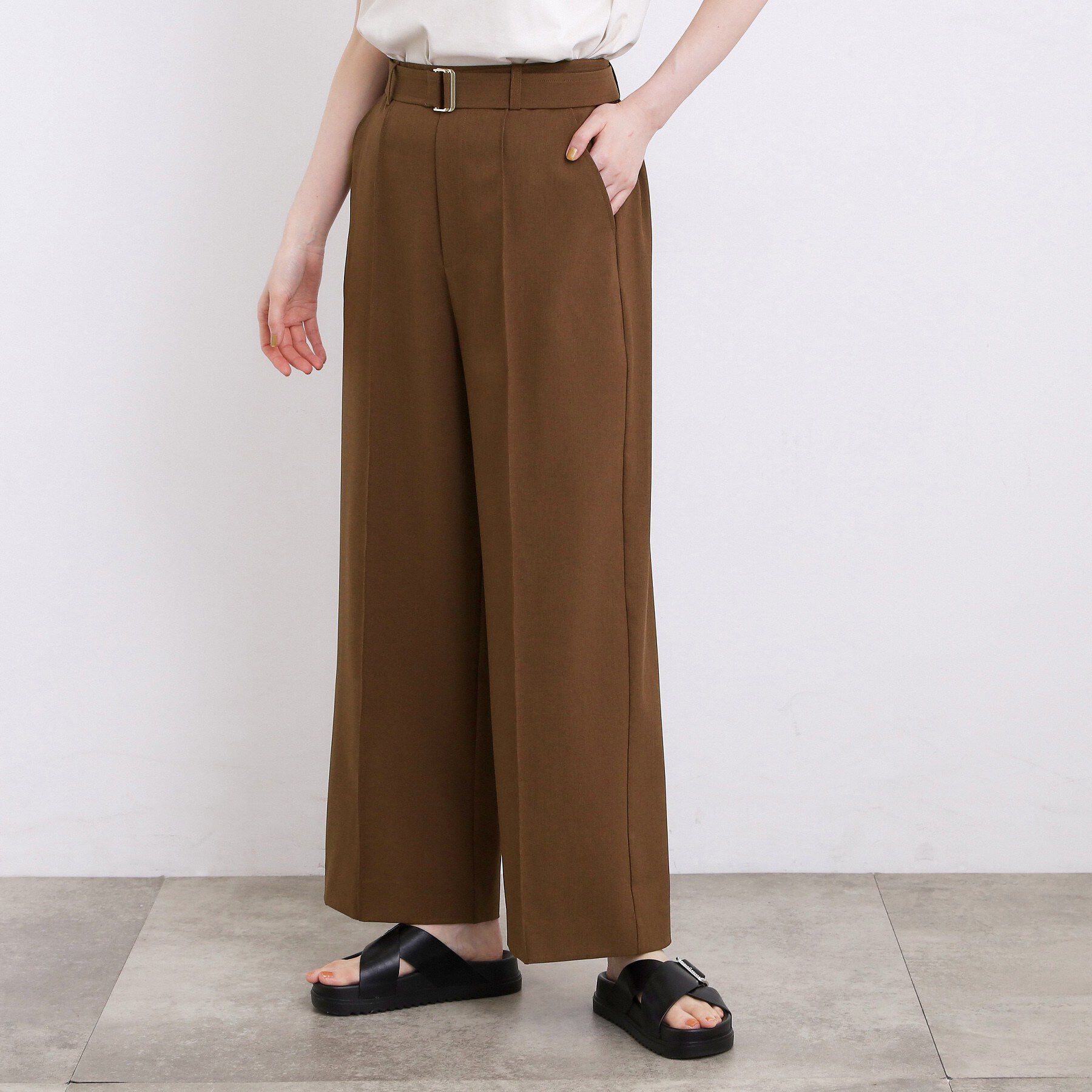grove「【洗濯機OK・遮熱・SETUP可】シワになりにくい、ベルト付ワイドパンツ」|その他|