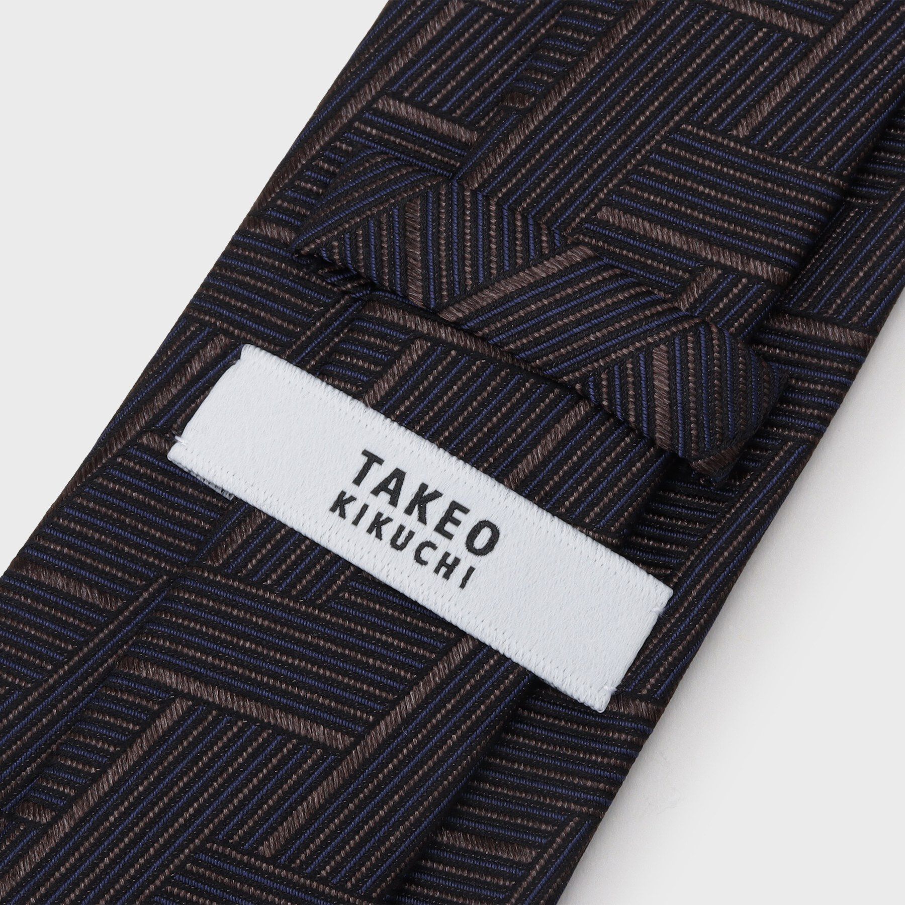 TAKEO KIKUCHI「【ファインワイルドシルク】シャドー網代柄（あじろがら）ネクタイ」|ネクタイ・蝶ネクタイ|