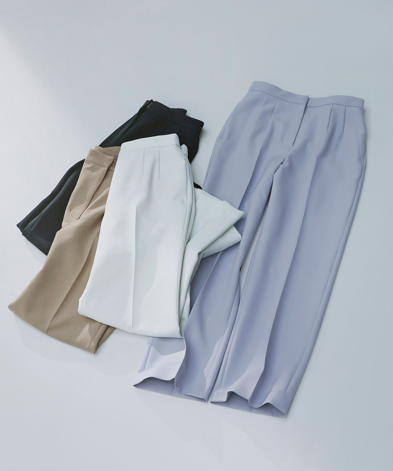  「〈ちょうど、いい服〉品格ストレートパンツ」|その他|ブルー