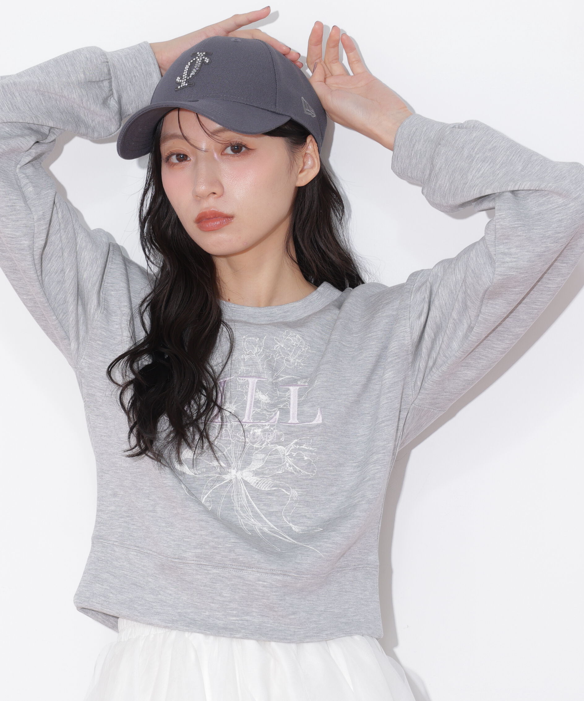  「リボンブーケロゴ刺繍スウェット」|Tシャツ・カットソー|