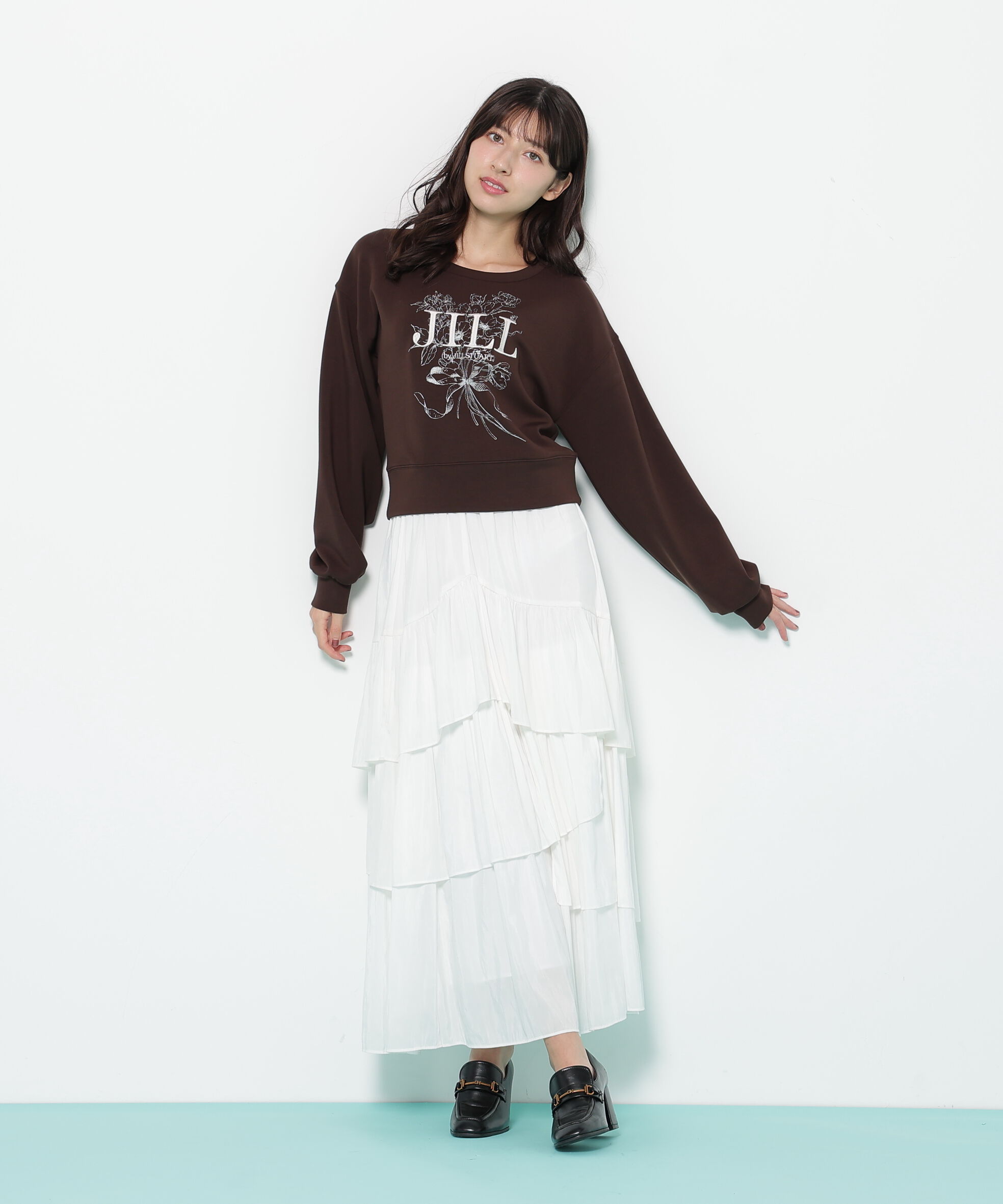  「リボンブーケロゴ刺繍スウェット」|Tシャツ・カットソー|