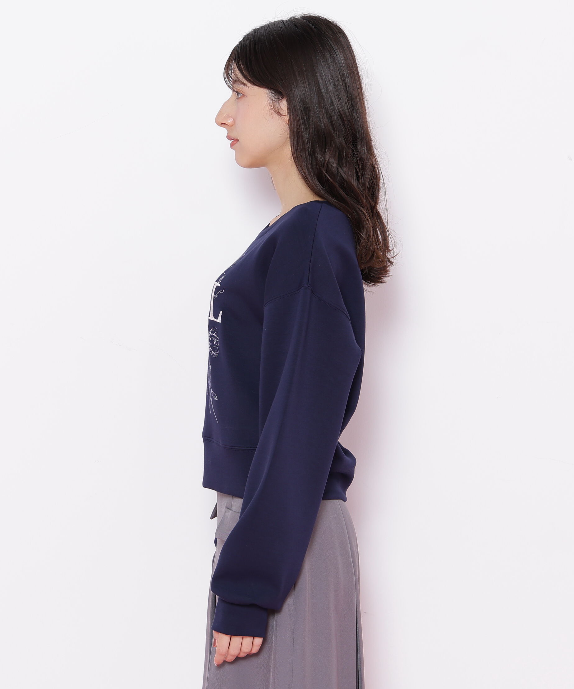  「リボンブーケロゴ刺繍スウェット」|Tシャツ・カットソー|