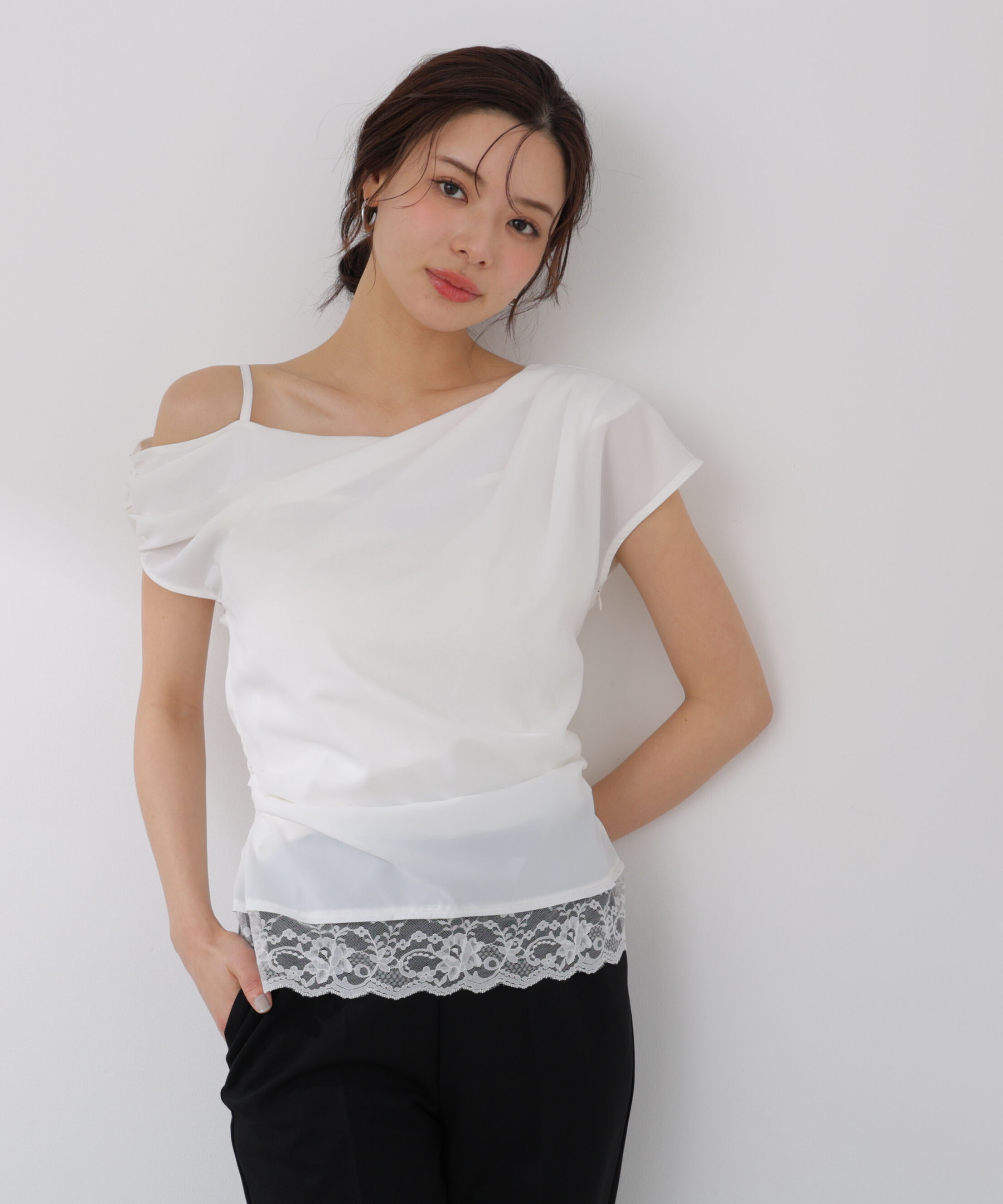 PROPORTION BODY DRESSING「〈a/mie〉アシメドレープブラウス」|シャツ・ブラウス|