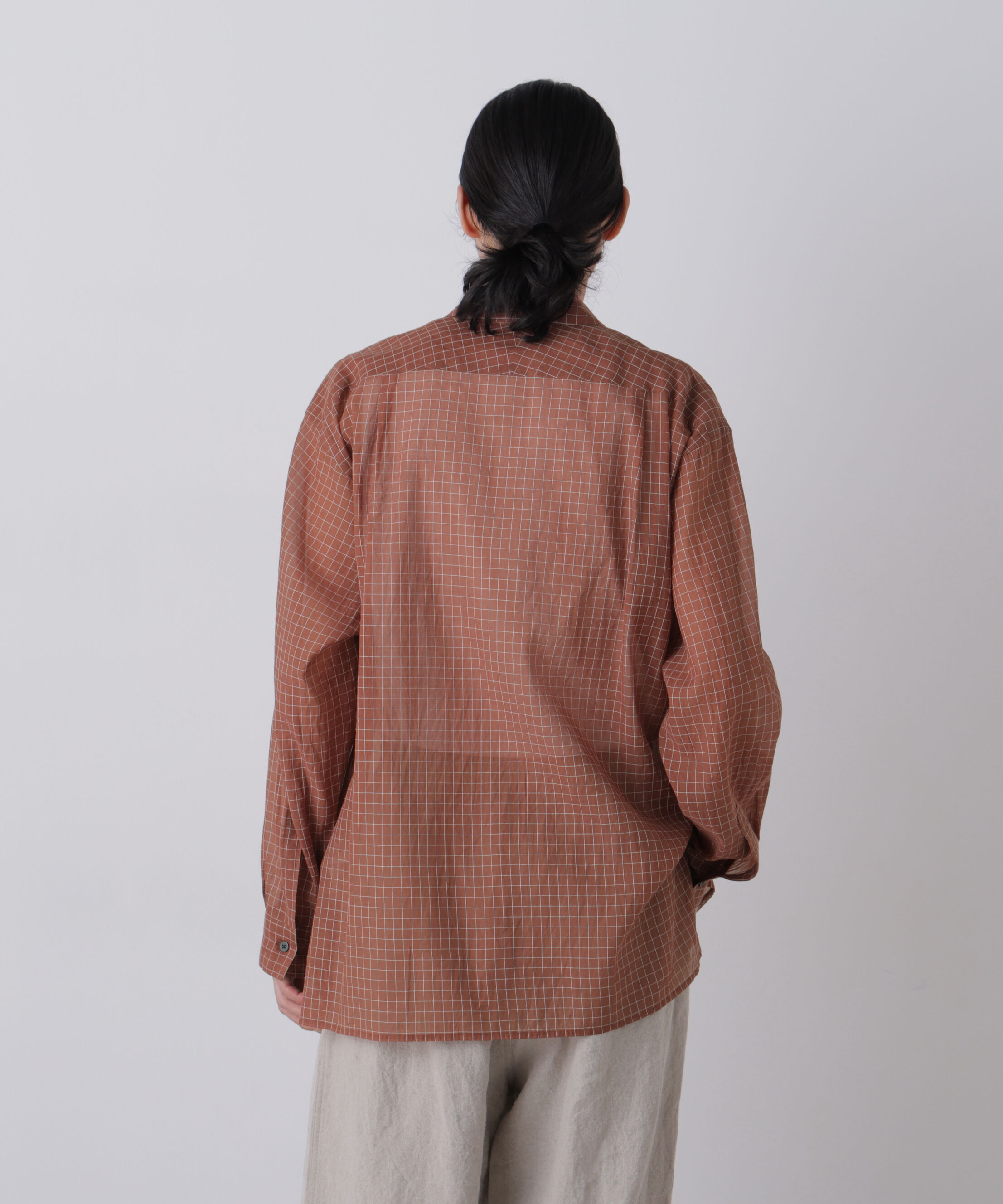 YLEVE 「YLEVE / COTTON SILK CHECK PULLOVER SHIRT」|シャツ・ブラウス|
