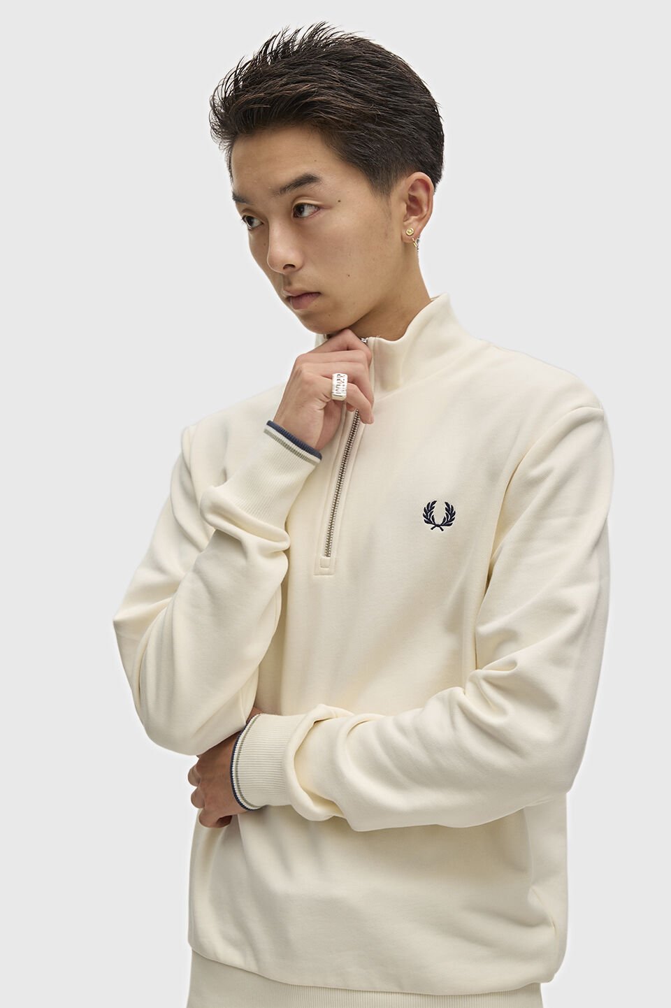 FRED PERRY 「FRED PERRY／Half Zip Sweatshirt／フレッドペリーハーフジップスウェットシャツ」|スウェット・ジャージ|ECRU/SEAGRASS