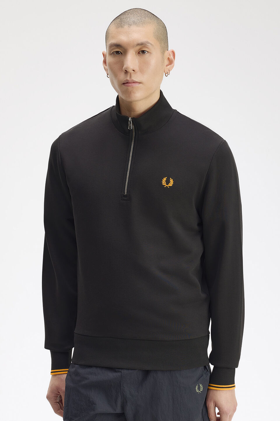 FRED PERRY 「FRED PERRY／Half Zip Sweatshirt／フレッドペリーハーフジップスウェットシャツ」|スウェット・ジャージ|
