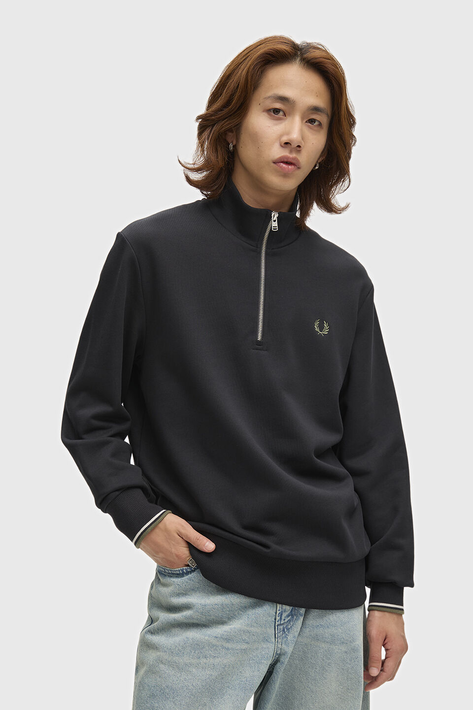 FRED PERRY 「FRED PERRY／Half Zip Sweatshirt／フレッドペリーハーフジップスウェットシャツ」|スウェット・ジャージ|BLACK/ECRU/LAUREL