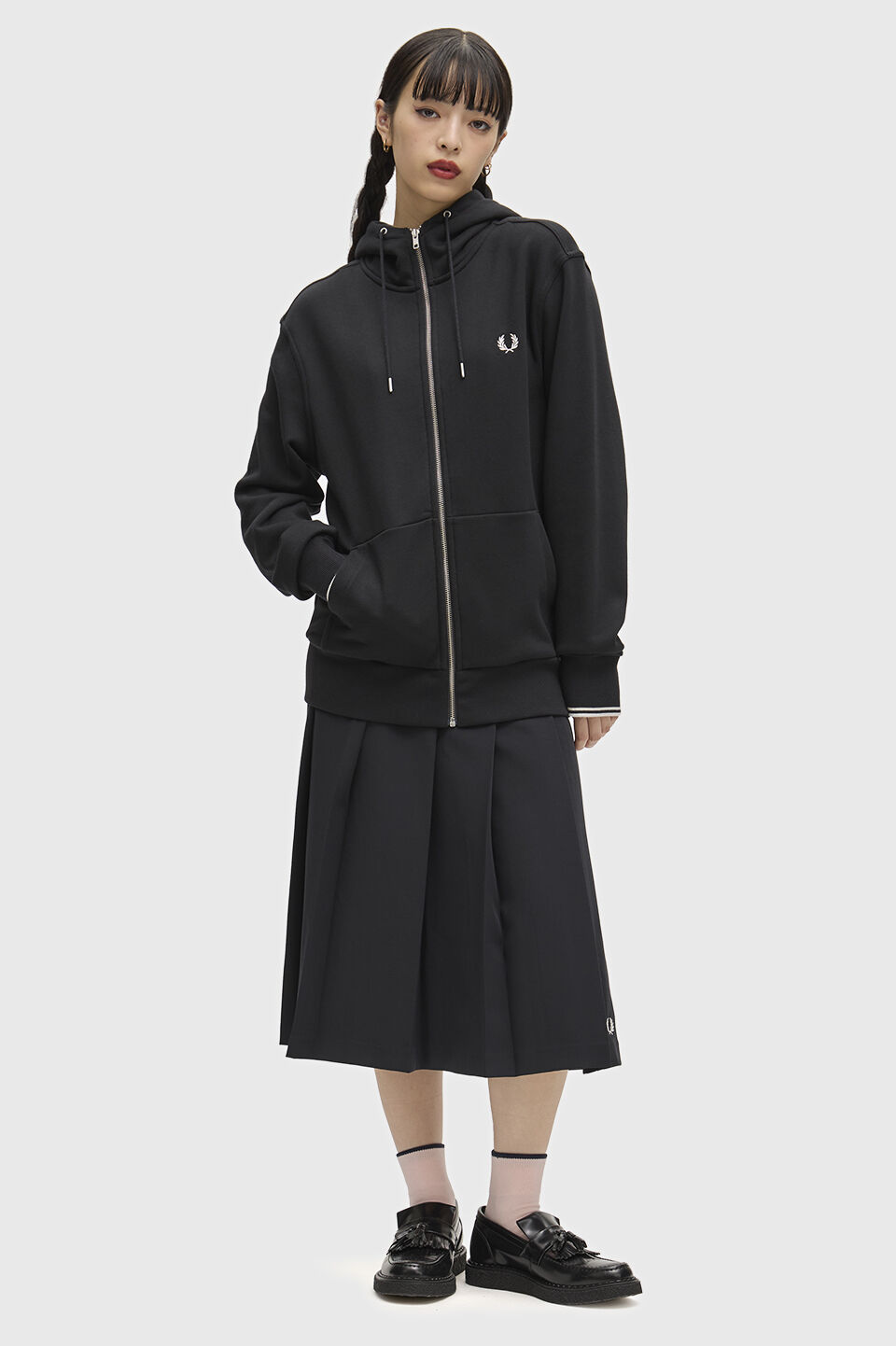 FRED PERRY 「FRED PERRY／Hooded Zip Through Sweatshirt／フードジップアップパーカー」|スウェット・ジャージ|