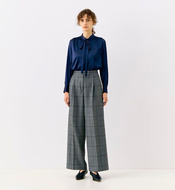 TOMORROWLAND collection「SILK AIR PANE タックワイドパンツ」|スラックス|
