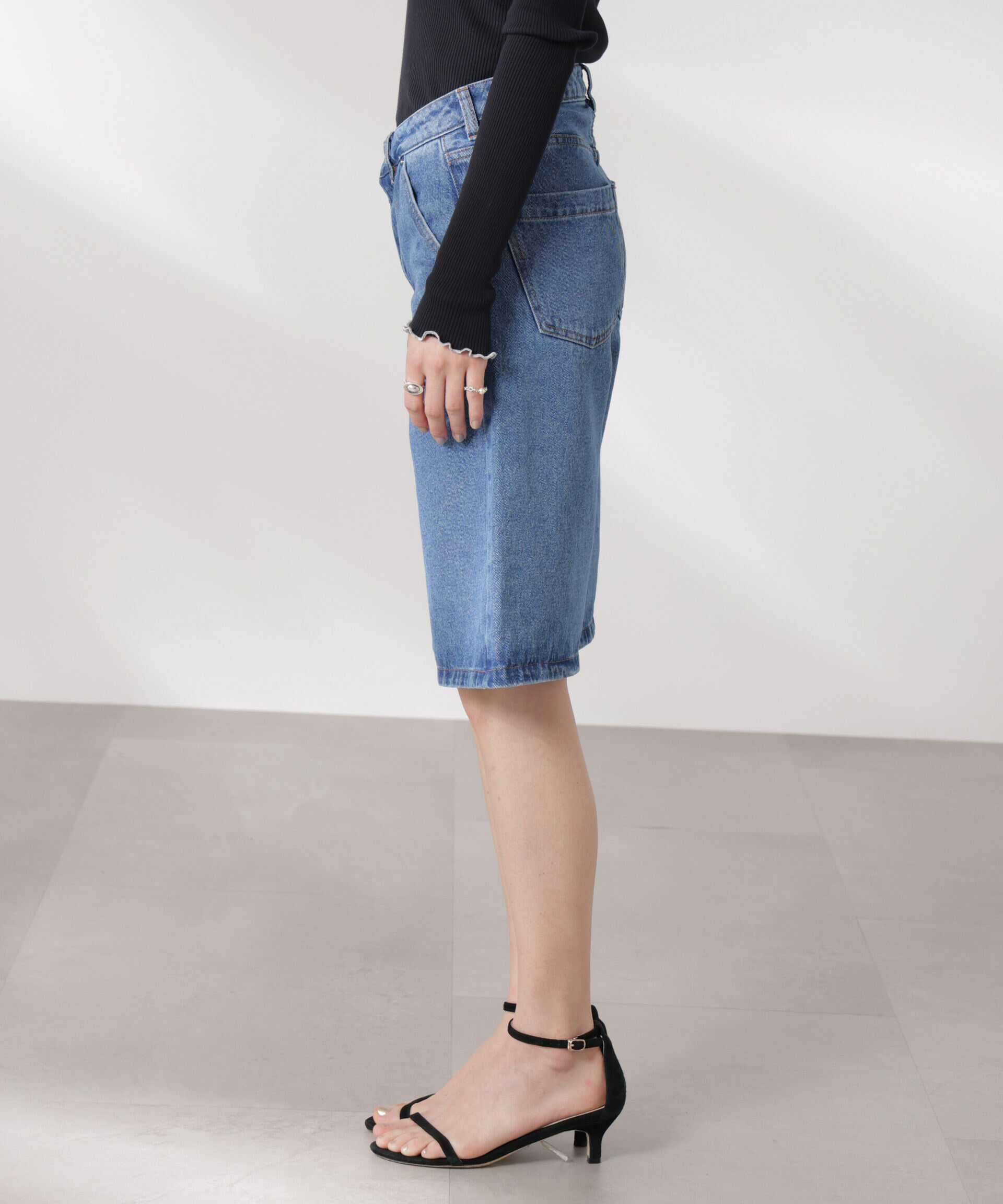 nano･universe「OperaSPORT/DANIELLE DENIM SHORTS」|チノ|