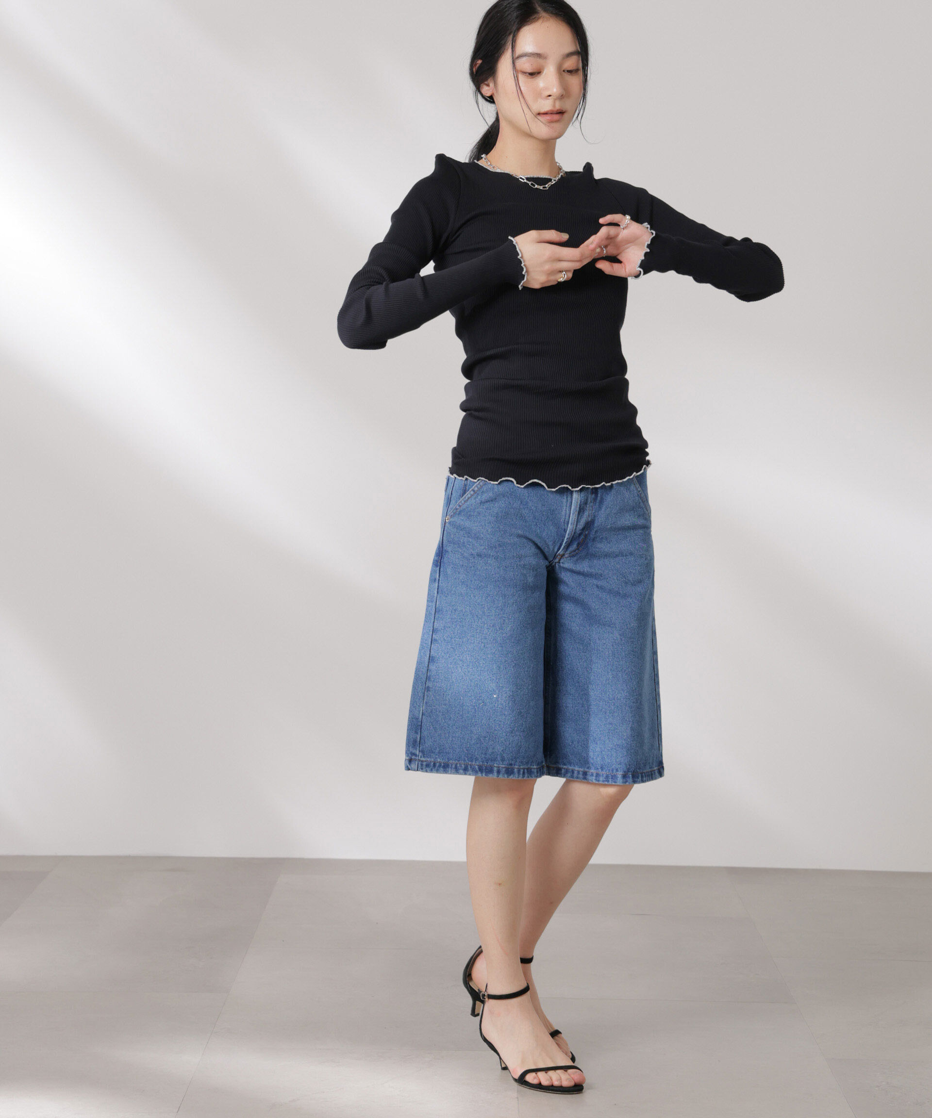 nano･universe「OperaSPORT/DANIELLE DENIM SHORTS」|チノ|