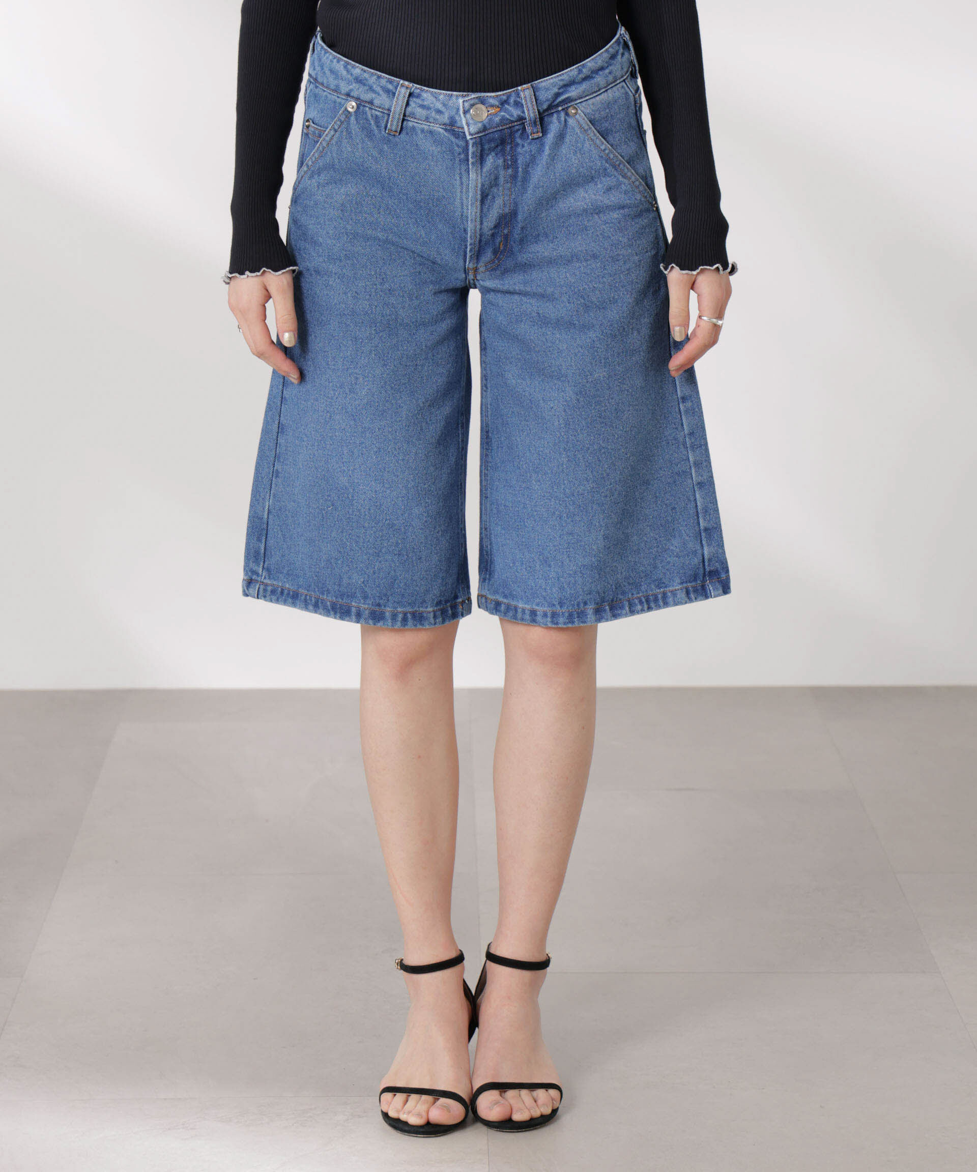 nano･universe「OperaSPORT/DANIELLE DENIM SHORTS」|チノ|