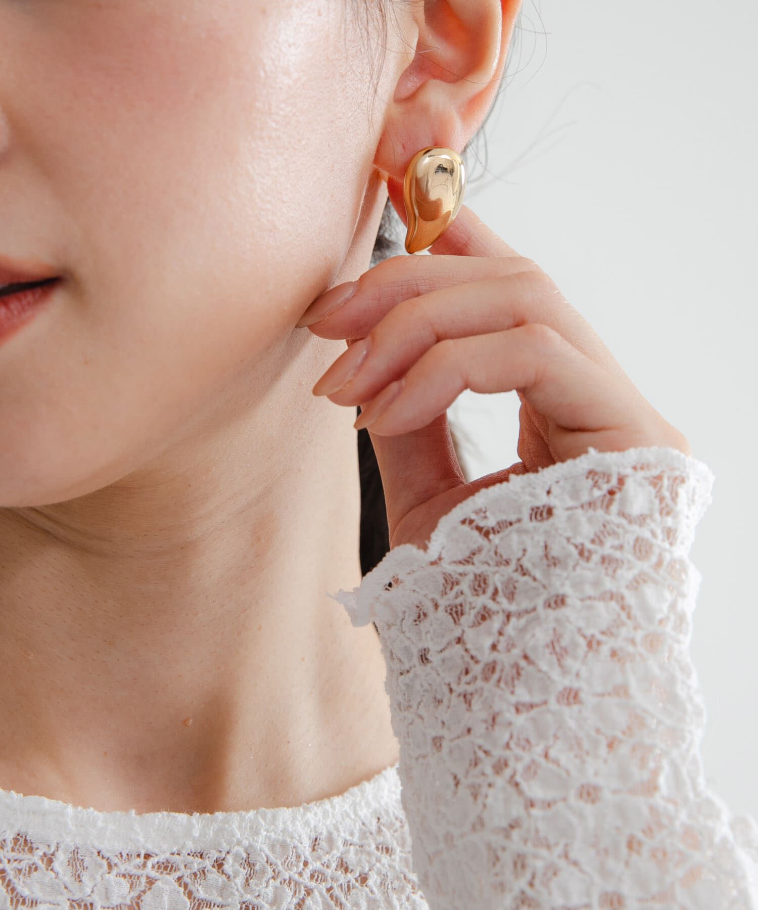 URBAN RESEARCH「PHILIPPE AUDIBERT　Gail earrings gold」|ピアス|