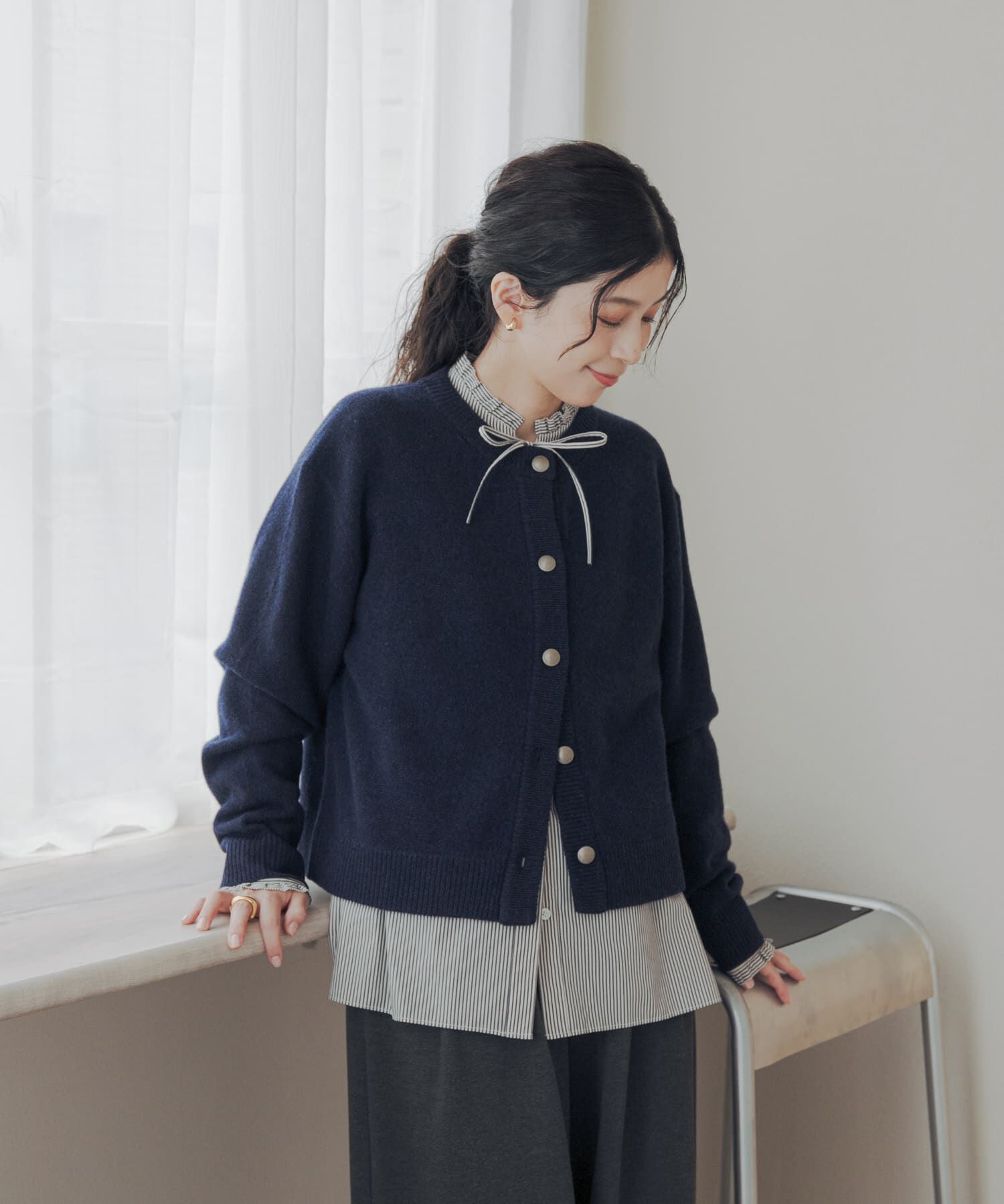 URBAN RESEARCH DOORS「ハミルトンウールクルーネックカーディガン」|カーディガン|ネイビー