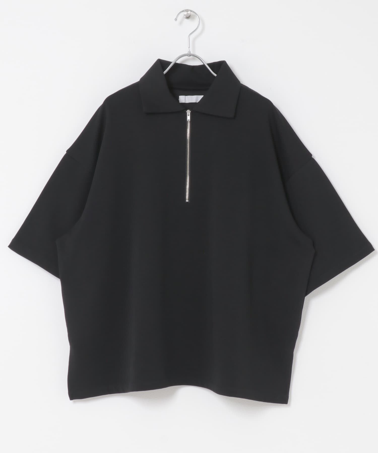 SENSE OF PLACE by URBAN RESEARCH「『ユニセックス』ダンボールポンチハーフジップショートスリーブTシャツ」|Tシャツ・カットソー|