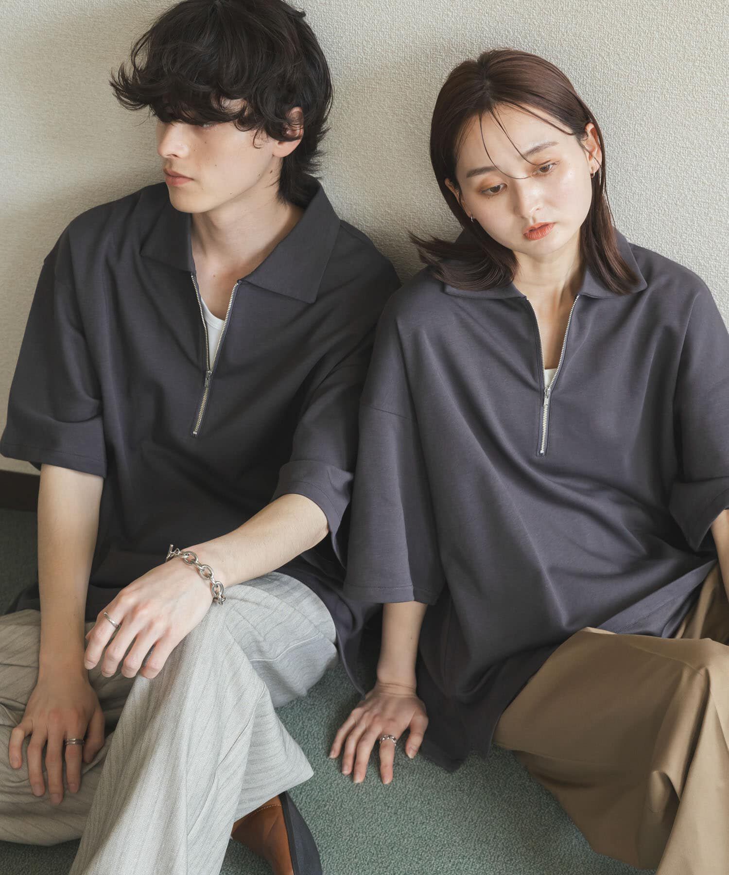 SENSE OF PLACE by URBAN RESEARCH「『ユニセックス』ダンボールポンチハーフジップショートスリーブTシャツ」|Tシャツ・カットソー|チャコールグレー