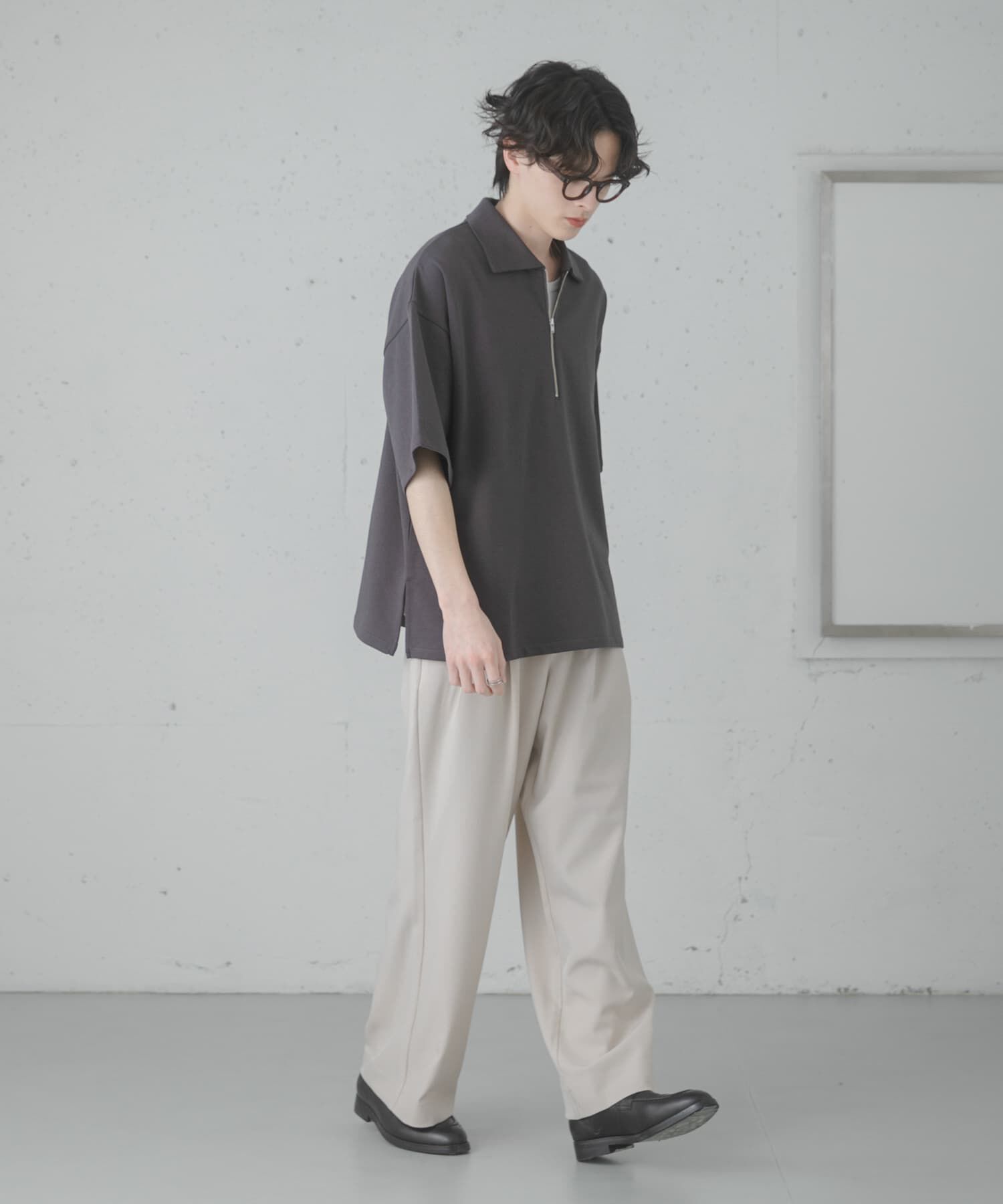 SENSE OF PLACE by URBAN RESEARCH「『ユニセックス』ダンボールポンチハーフジップショートスリーブTシャツ」|Tシャツ・カットソー|