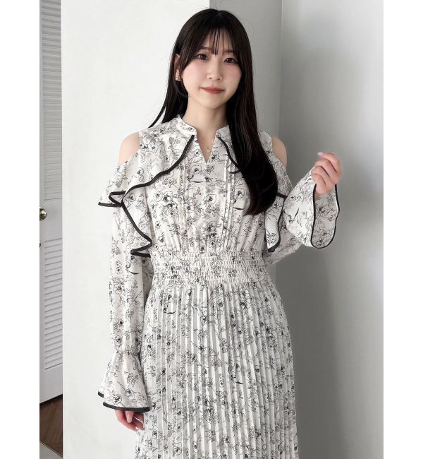 dazzlin「オープンショルダーフラワープリーツワンピース」|ワンピース|