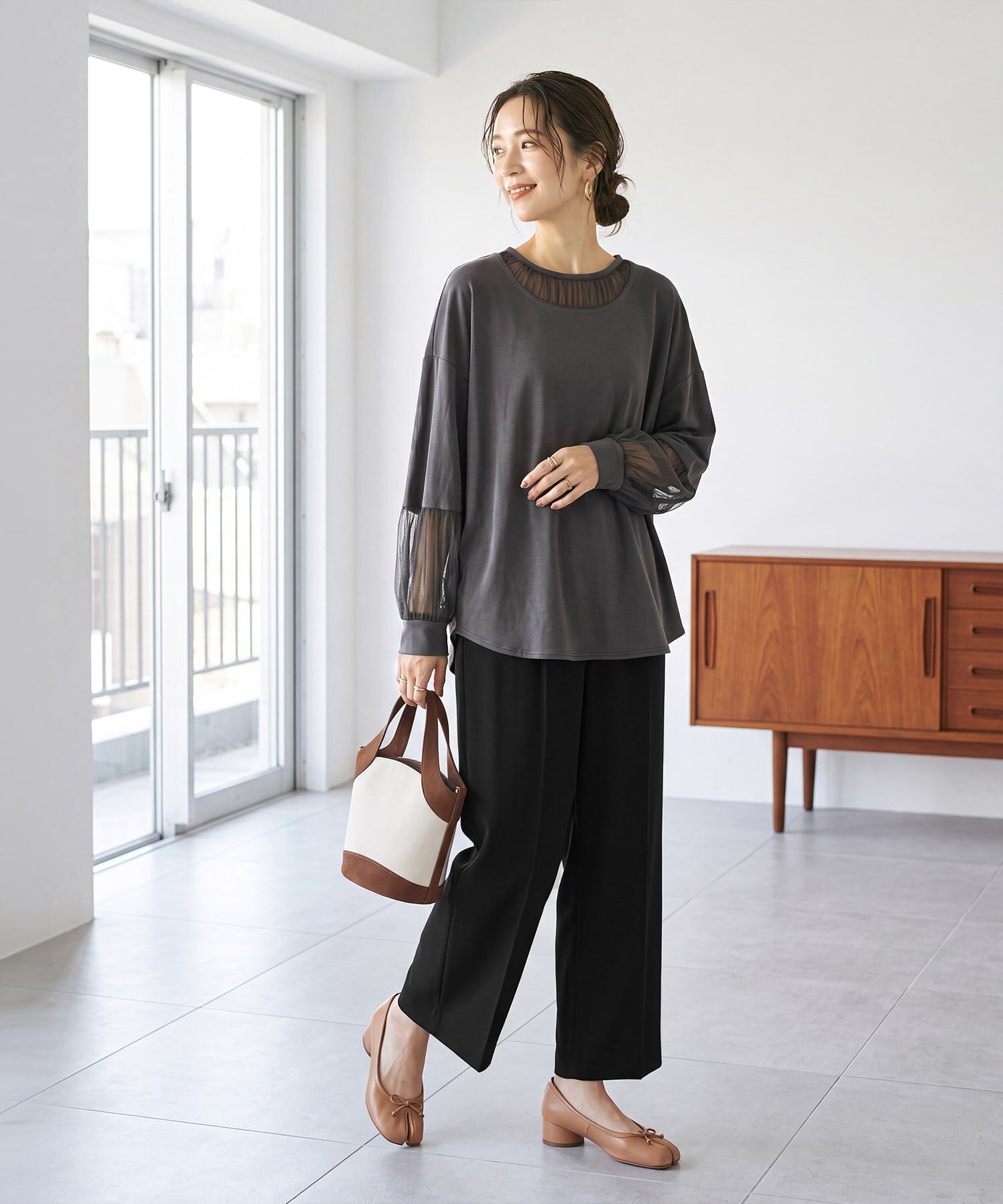 STYLE DELI「【Made in JAPAN】部分チュールのとろけるカットソートップス」|Tシャツ・カットソー|