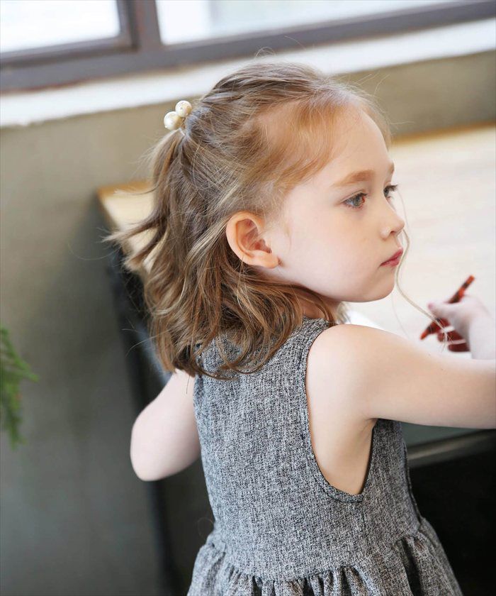BACKYARD FAMILY「Rora ヘアゴム キッズ 通販 ゴールディ 髪ゴム 髪飾り 髪留め ボール ボンボン ゴールド」|ヘアゴム・シュシュ|