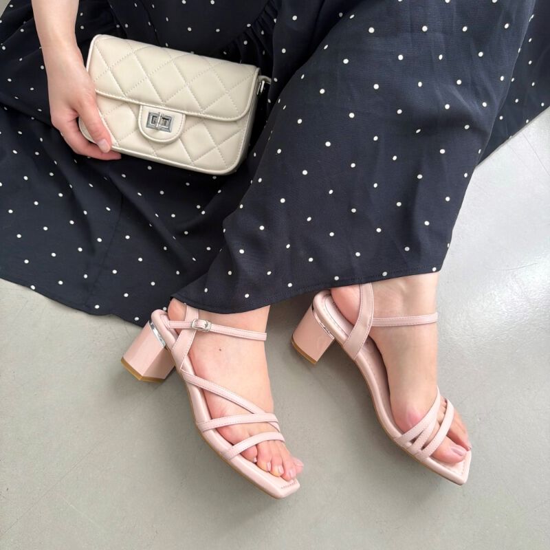 ORiental TRaffic「アシンメトリーストラップヒールサンダル/51230 サンダル 人気 トレンド ヒール6.7cm」|サンダル|PINK