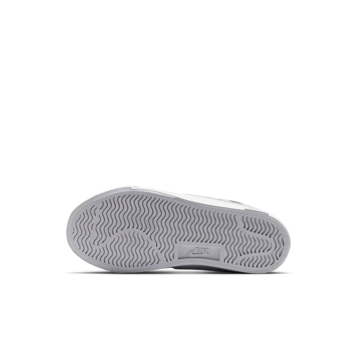 NIKE「【NIKE】17-22TENNISESSENTIAL CHW P PS」|スニーカー|