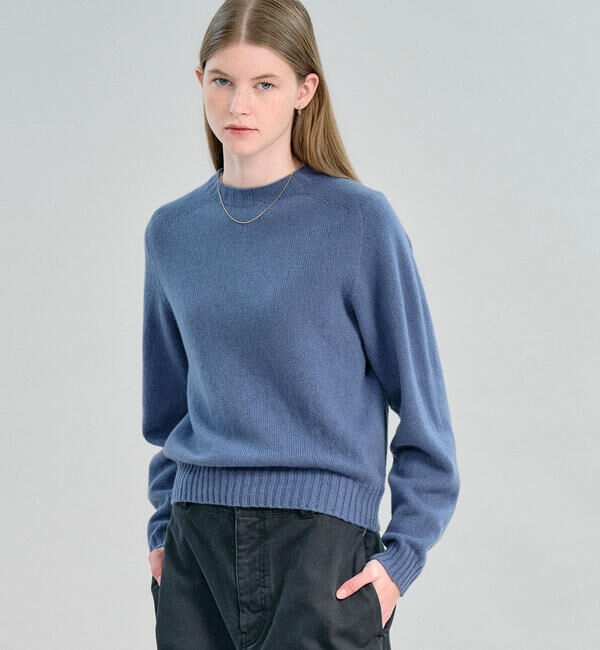 Morris & Sons「MORRIS & SONS | ジーロンラム クルーネックニット WOMEN」|ニット・セーター|BLUE系1