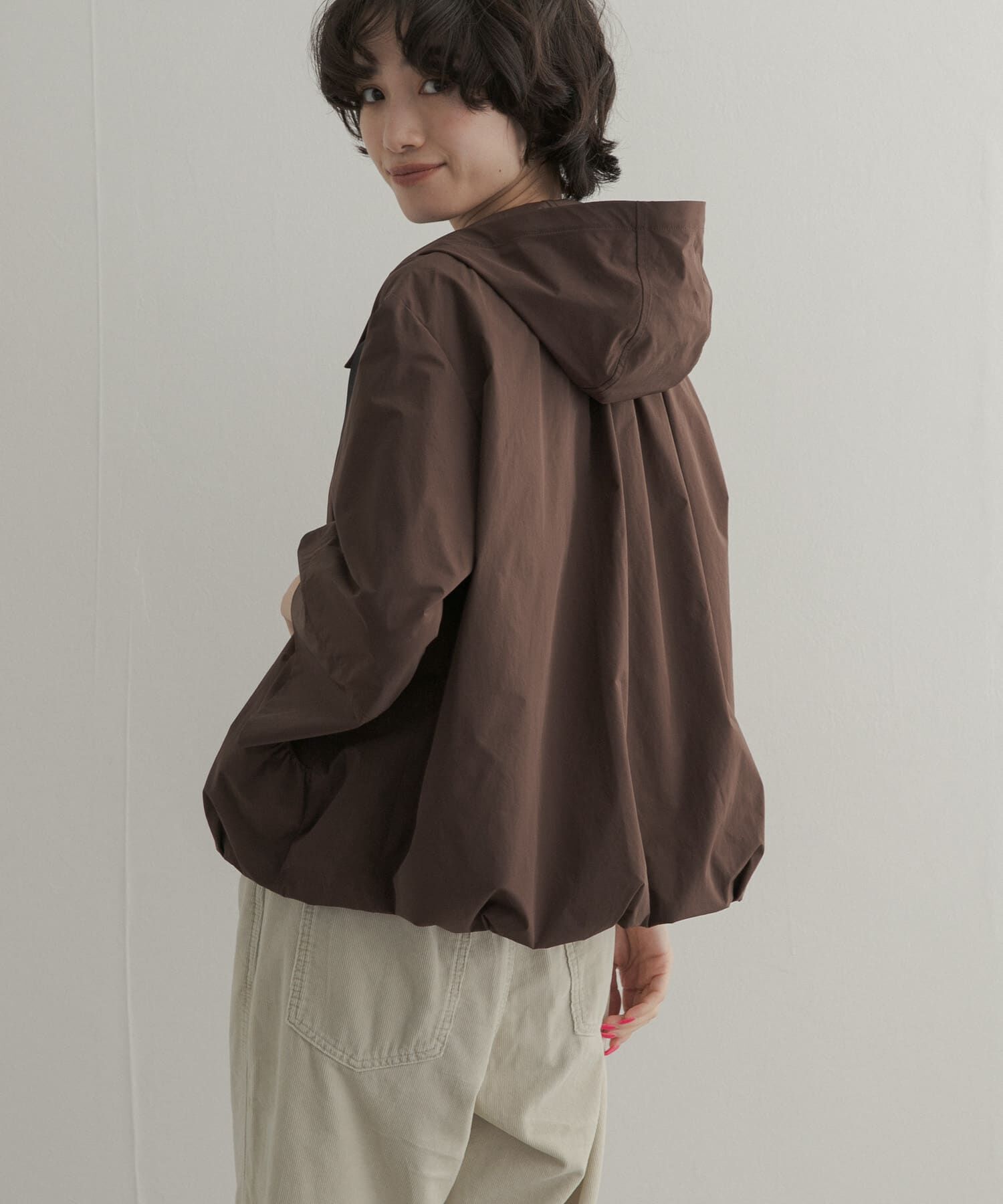 URBAN RESEARCH DOORS「バルーンフードジャケット」|ノーカラーコート|