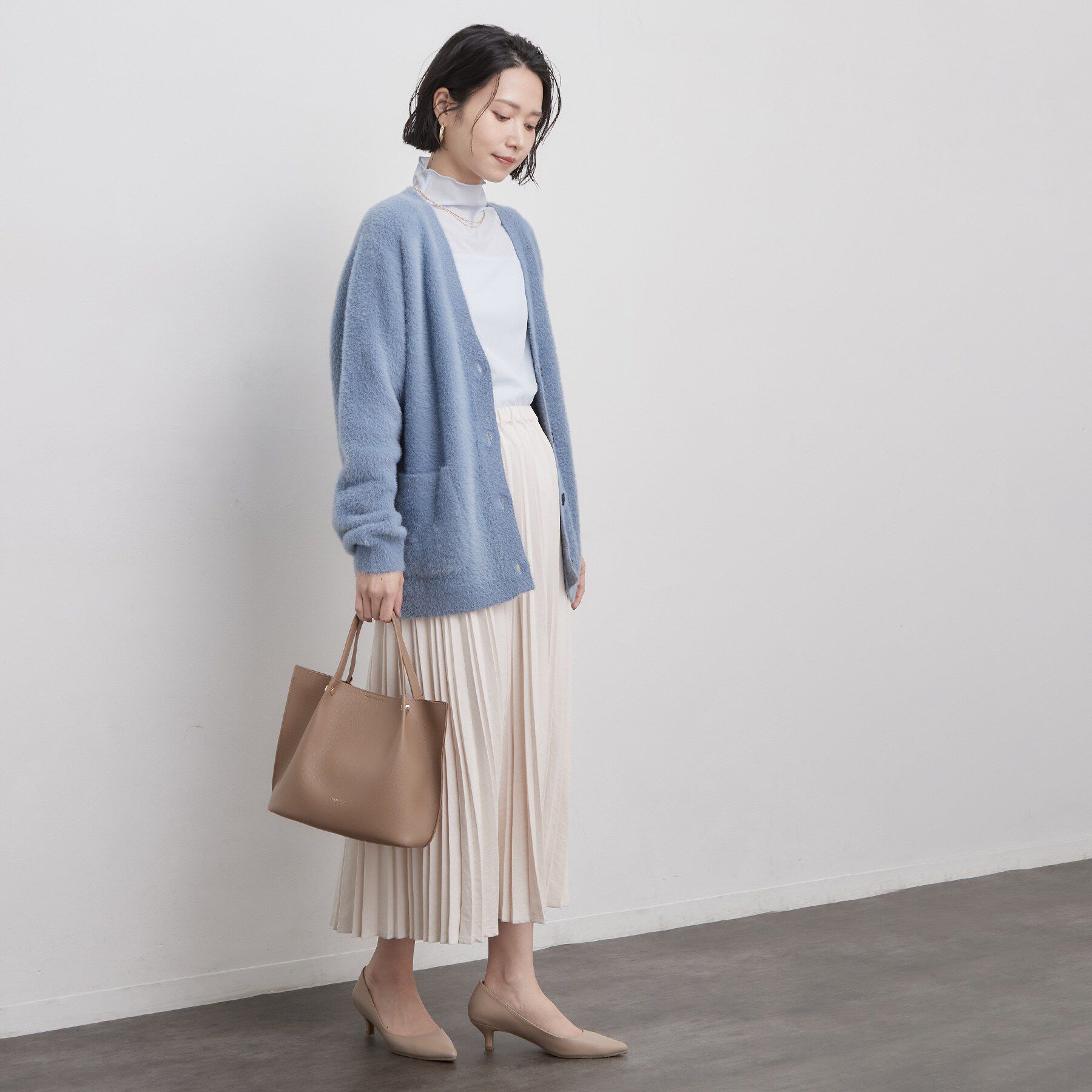 OPAQUE.CLIP「フェザーヤーンVネックニットカーディガン【洗濯機OK】」|カーディガン|