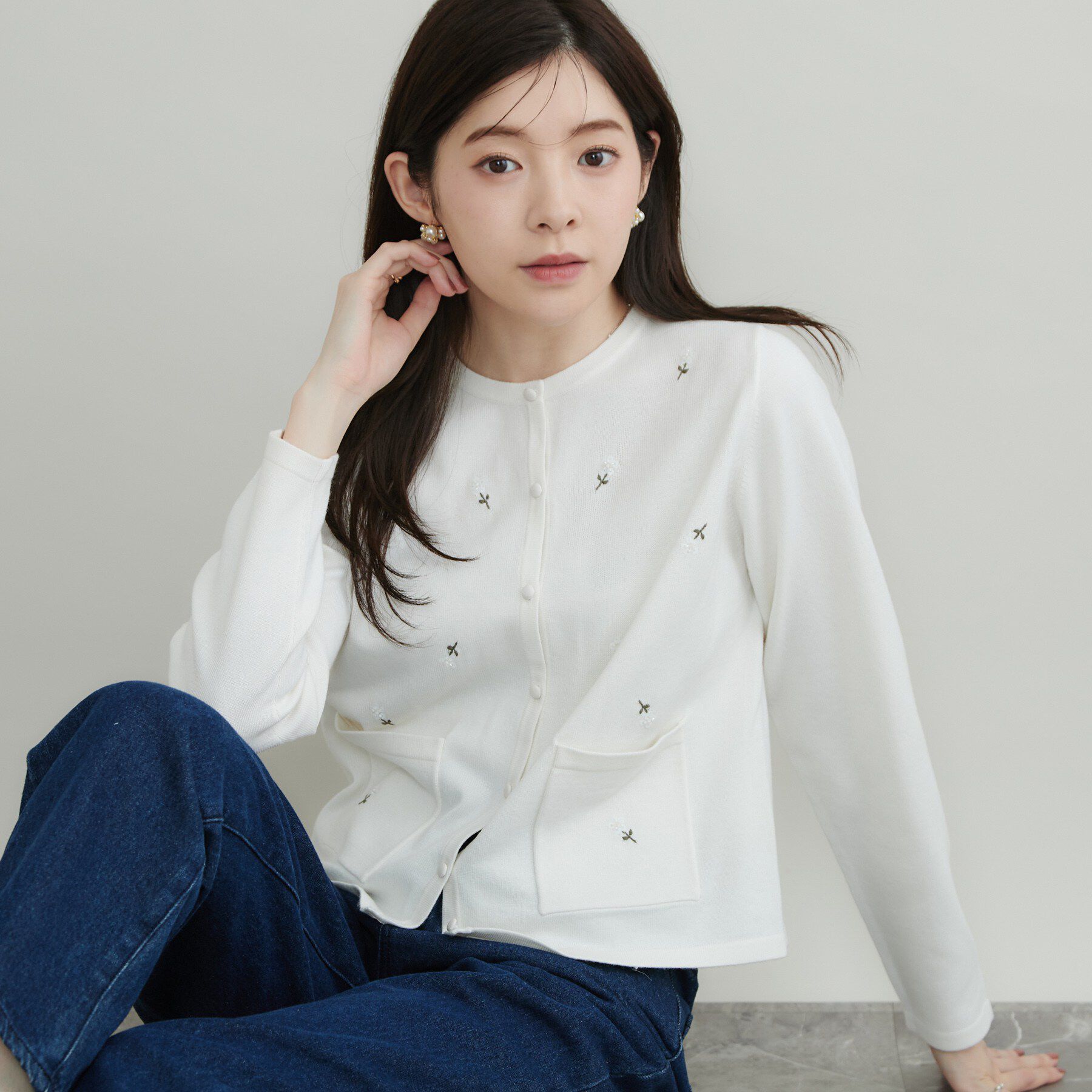 Couture broach「【上品刺繍が華やか】飛ばしビジュー カーディガン」|カーディガン|