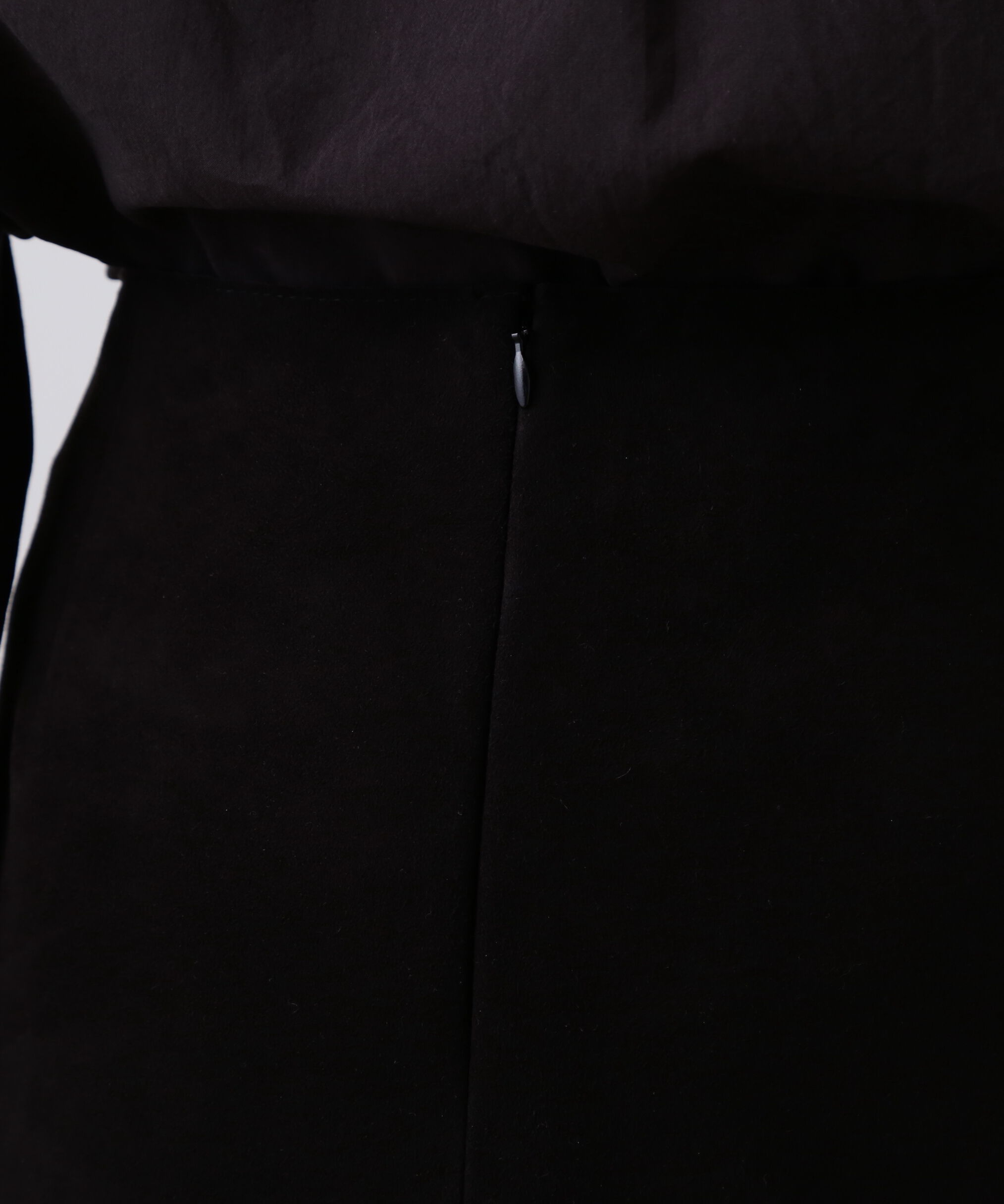 YLEVE 「YLEVE / SHEEP SUEDE LEATHER SKIRT」|スカート|