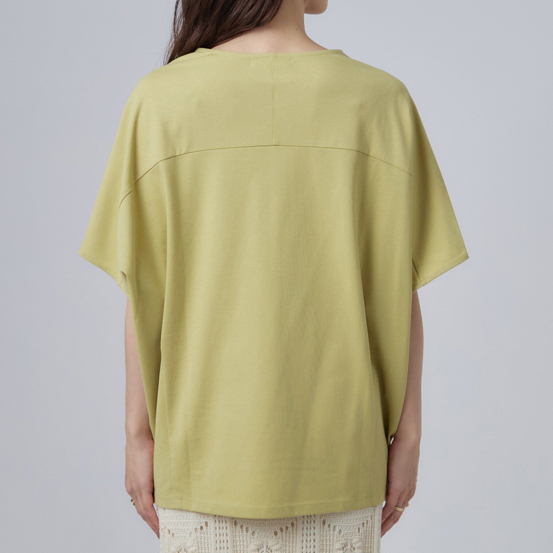 SHOO･LA･RUE「【洗濯機可/体型カバー】インせず着られる 上品見えのドルマントップス」|Tシャツ・カットソー|