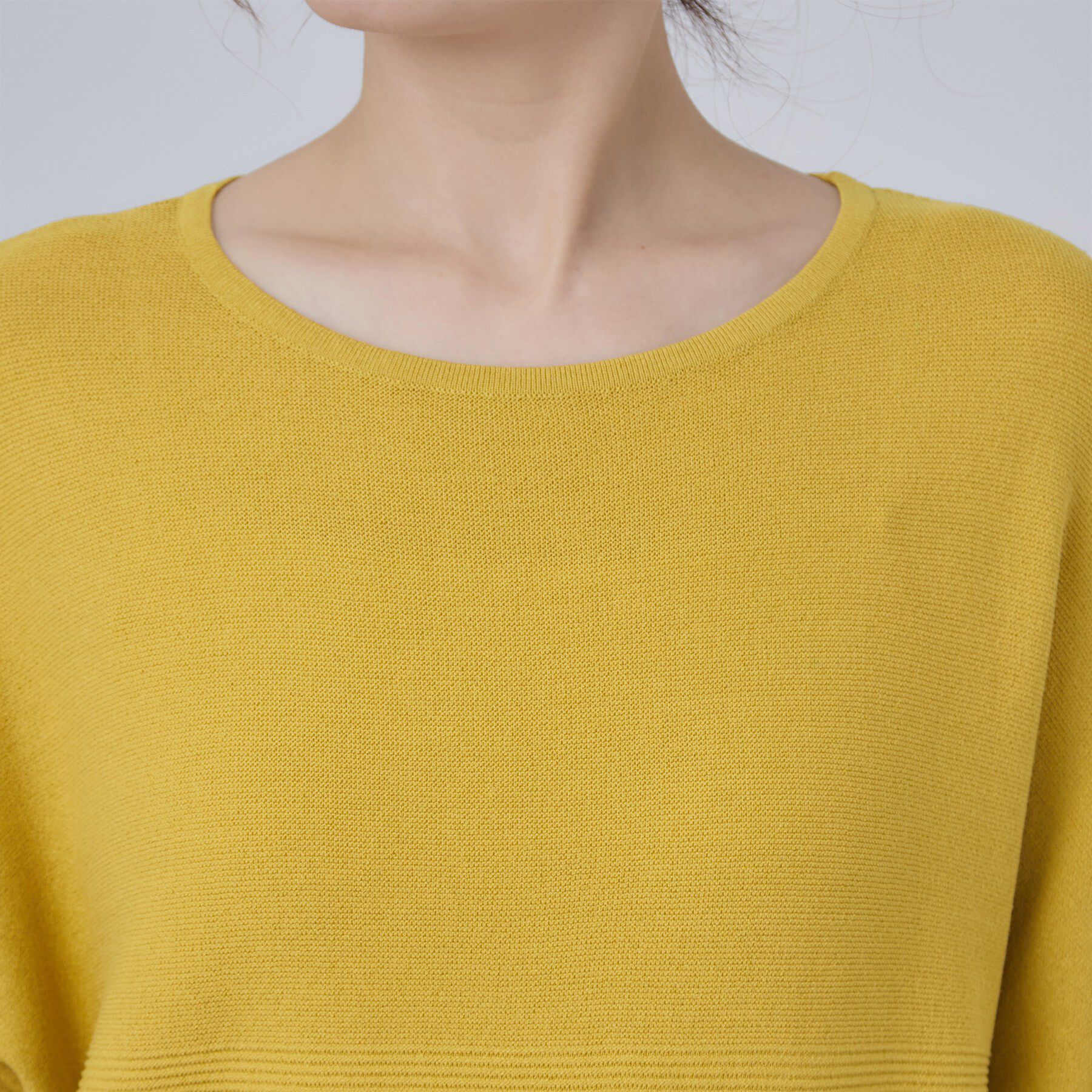 SHOO･LA･RUE「【毛玉になりにくい】パール調ボタンが女性らしさをプラス ガーター切替 7分袖ドルマンニット」|ニット・セーター|