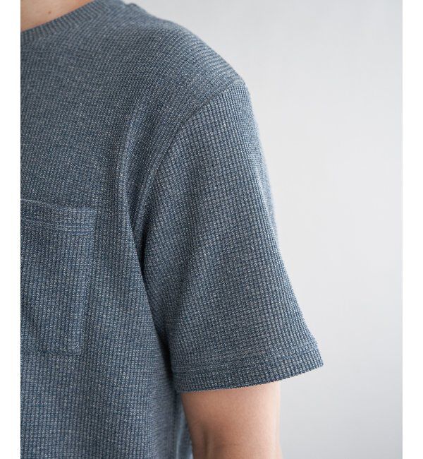 ikka「【雑誌MonoMax5月号掲載】メランジワッフルポケ付きフェイクTシャツ」|Tシャツ・カットソー|