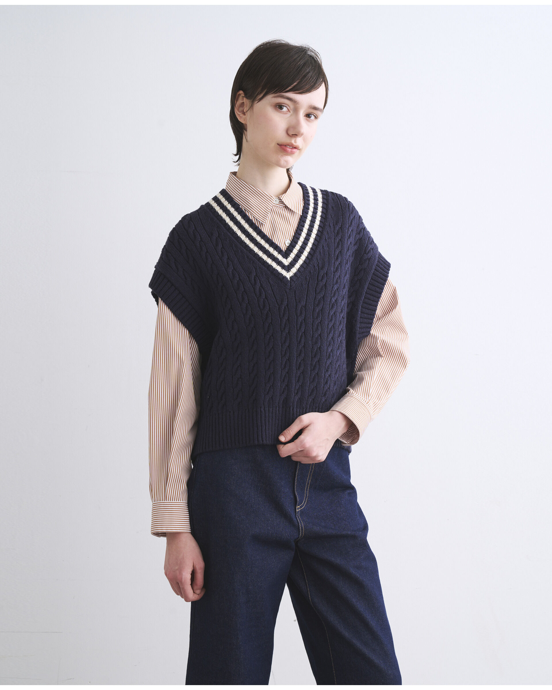 Traditional Weatherwear「LEESWOOD VEST」|ニット・セーター|ﾈｲﾋﾞｰ&times;ｱｲﾎﾞﾘｰ