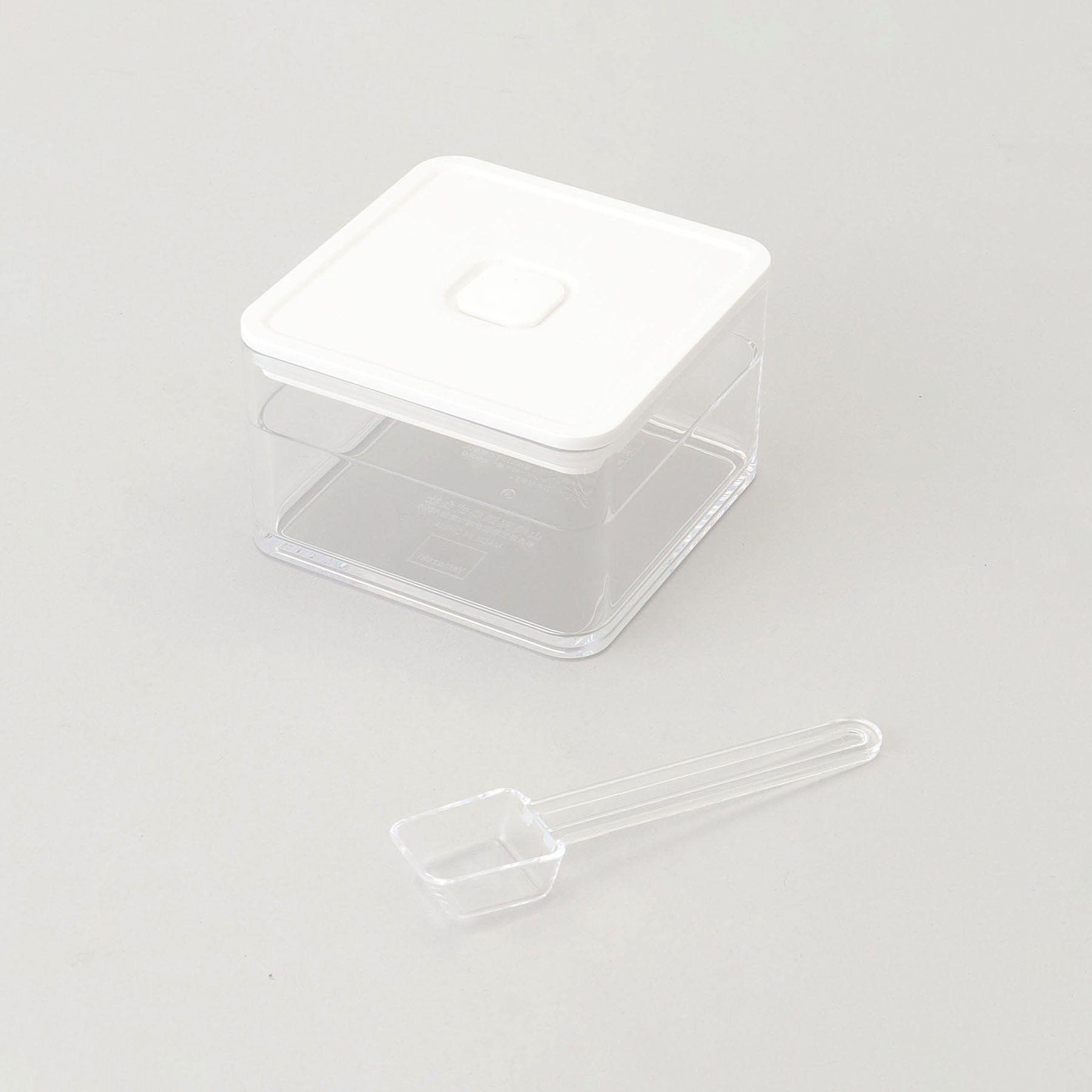 212 KITCHEN STORE「密閉保存容器 200ml スプーン付き WH 山崎実業 ＜tower タワー＞」|食器・キッチングッズ|