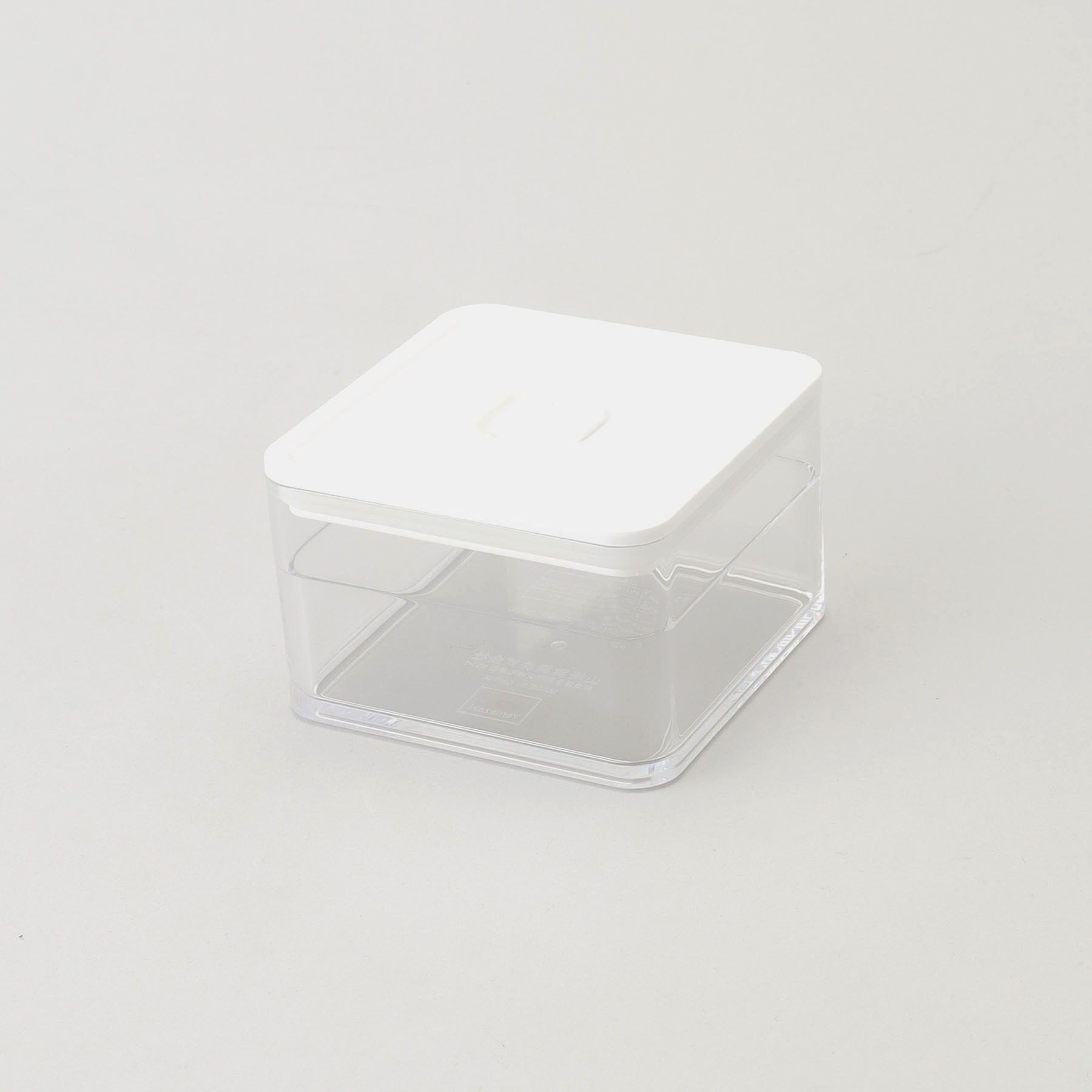 212 KITCHEN STORE「密閉保存容器 200ml スプーン付き WH 山崎実業 ＜tower タワー＞」|食器・キッチングッズ|