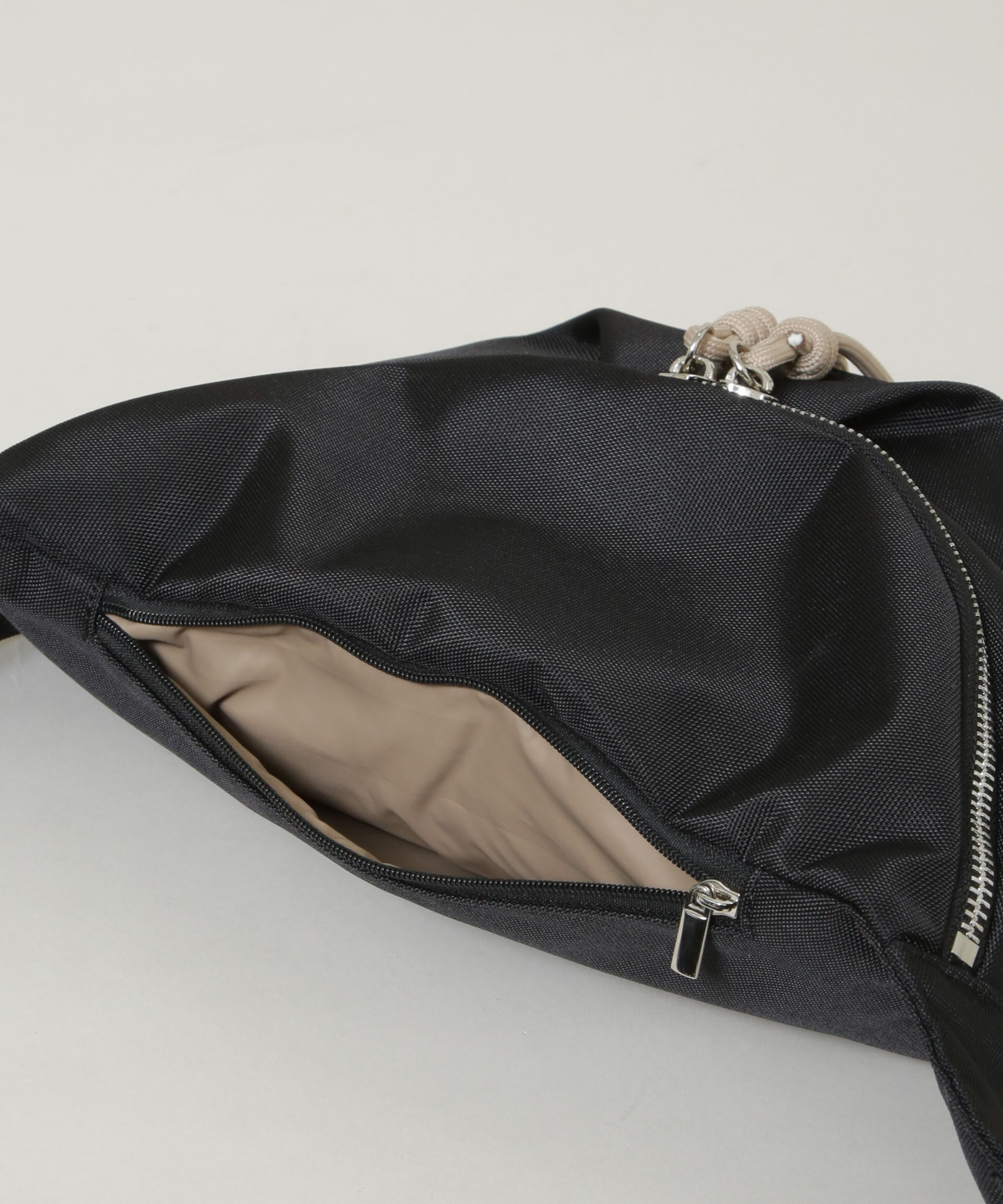 NANO universe「OUTDOOR PRODUCTS/OUTDOOR PRODUCTS Sling Bag」|ショルダー・メッセンジャー|