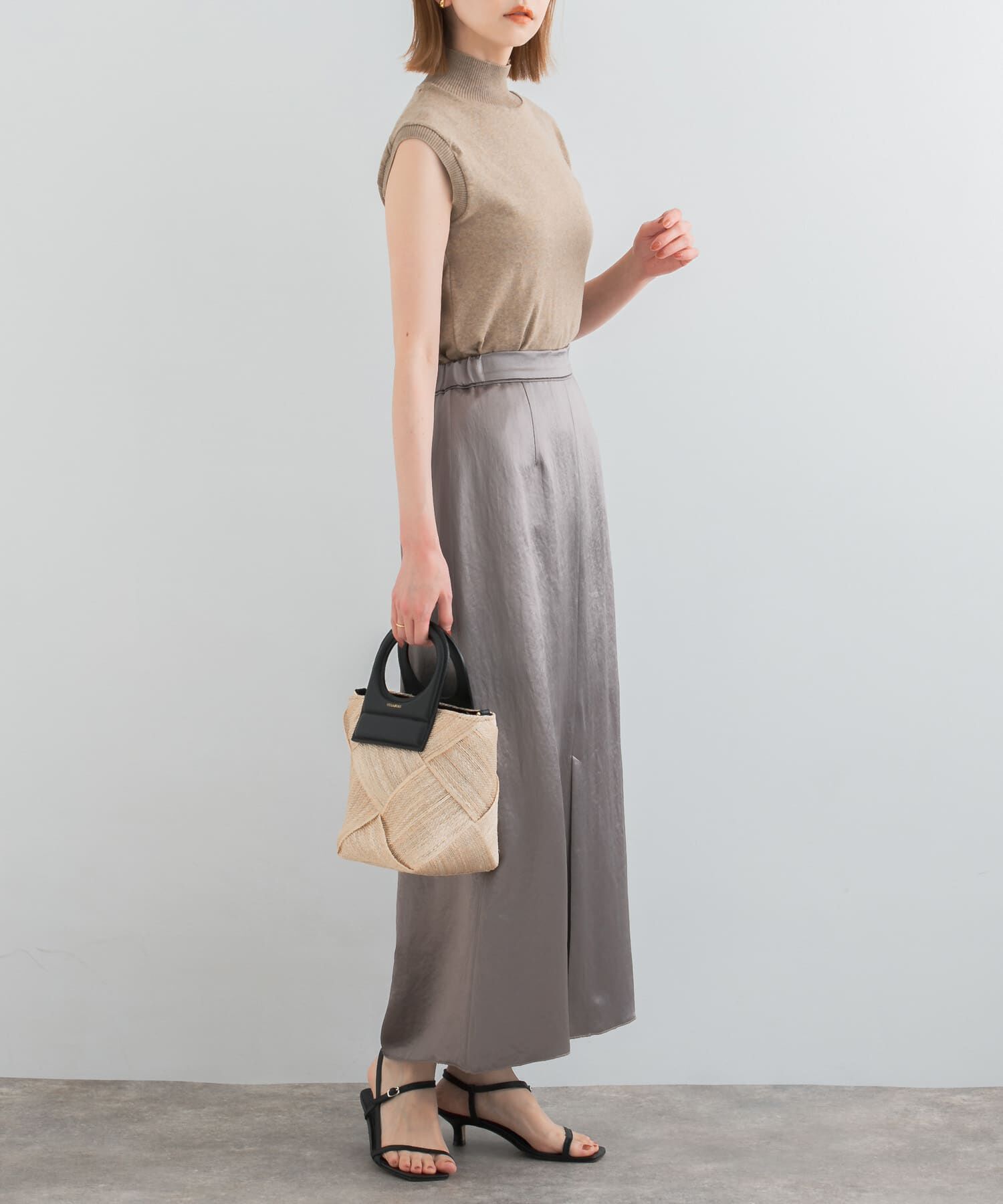 URBAN RESEARCH ROSSO「アセテートサテンスリットスカート」|スカート|グレー系その他