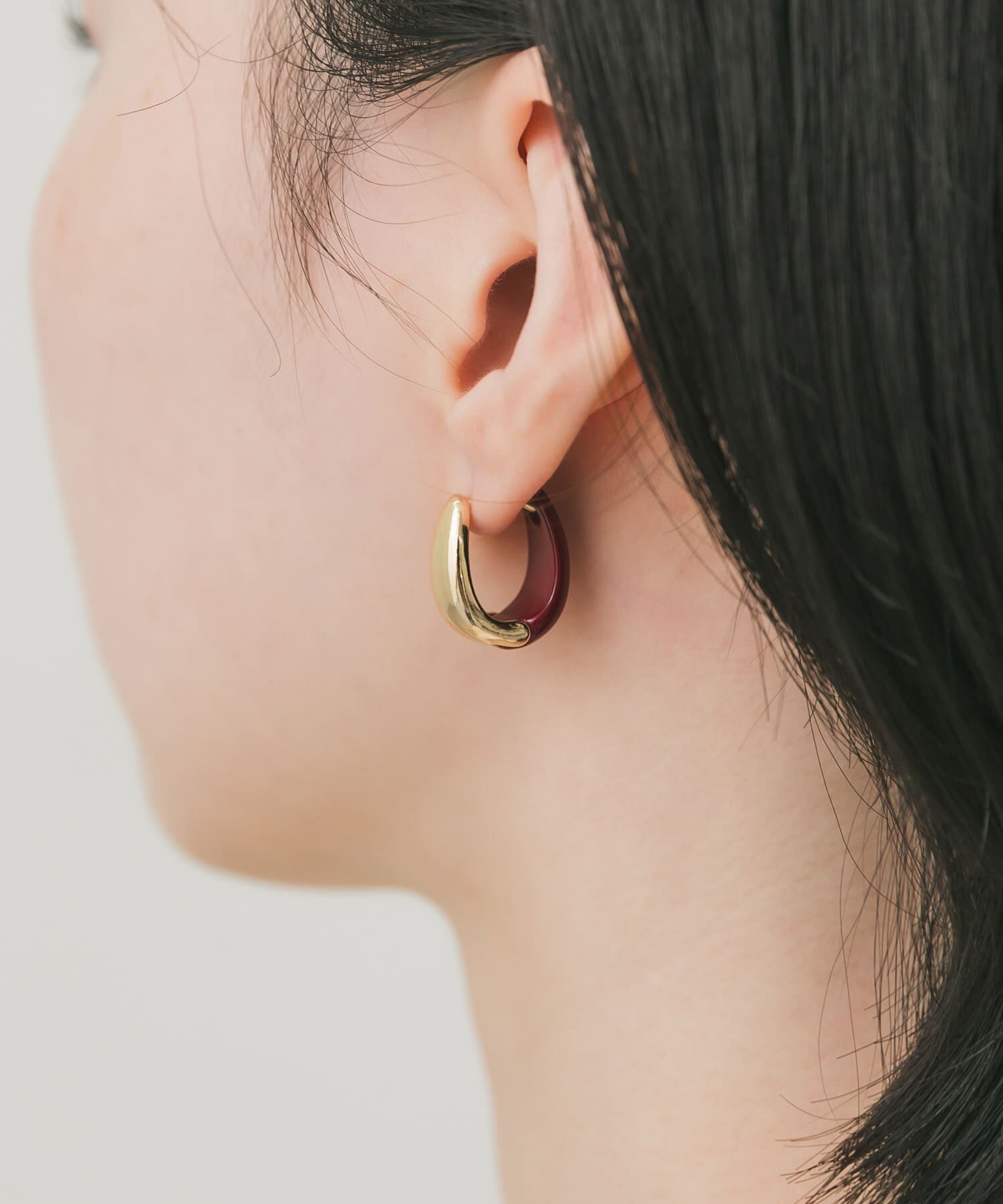 SMELLY「バイカラーフープピアス」|ピアス|