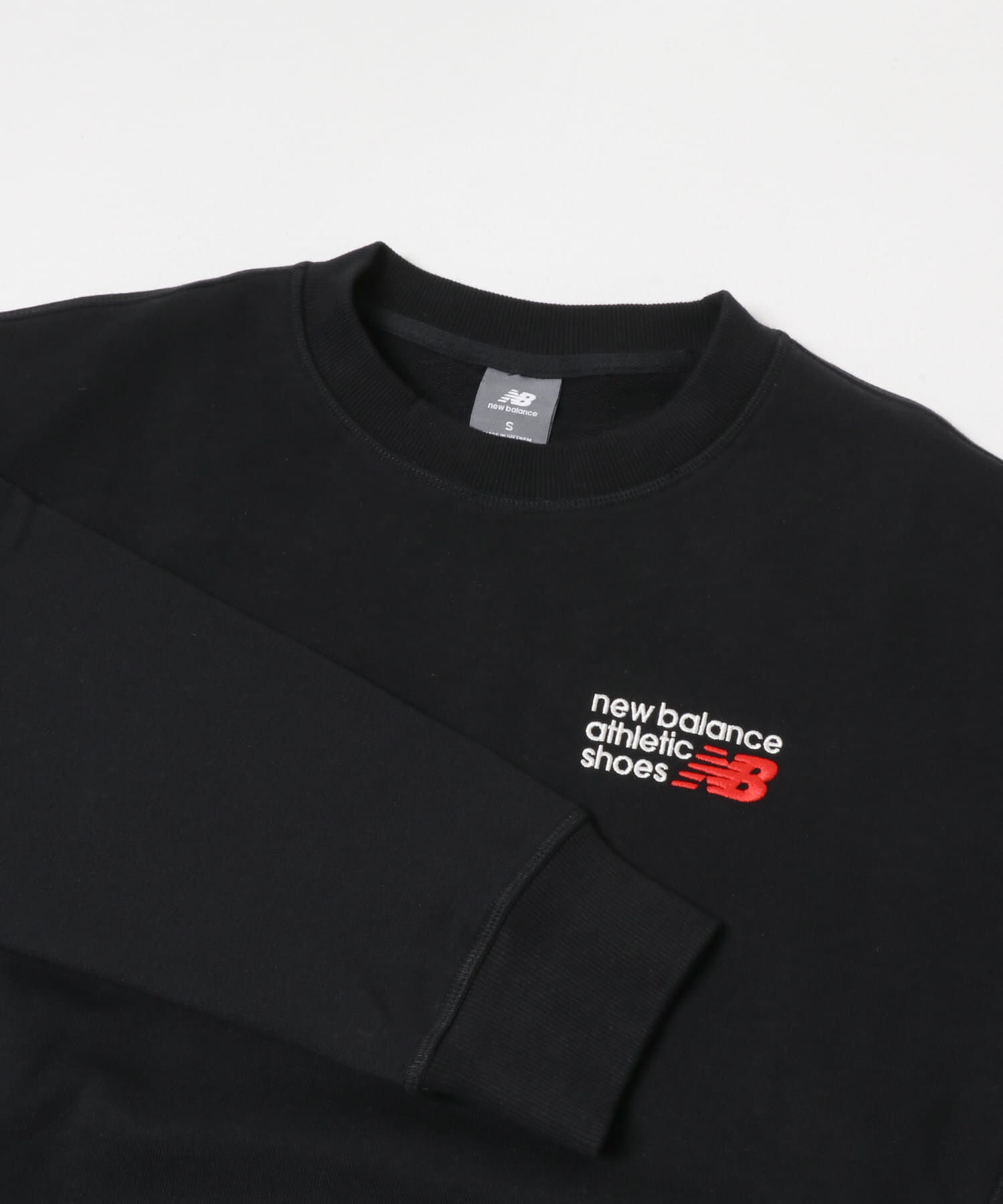 URBAN RESEARCH DOORS「NEW BALANCE　ATHLETICS プレミアムロゴスウェットクルー」|スウェット・ジャージ|