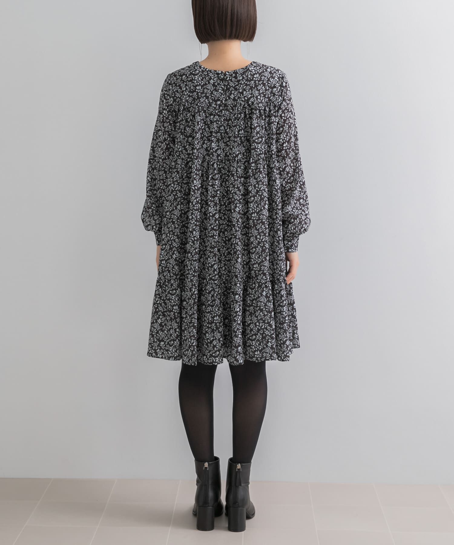 URBAN RESEARCH ROSSO「『WEB限定』スモールフラワープリントティアードワンピース」|ワンピース|
