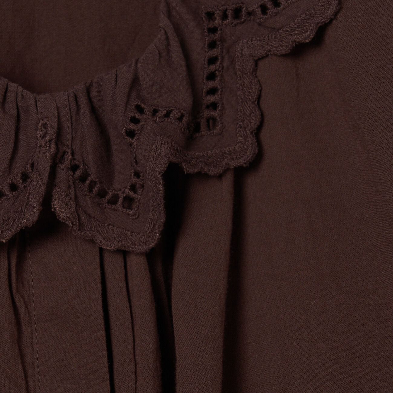  「normment SCALLOP EMBROIDERY FRILLS BLOUSE」|シャツ・ブラウス|