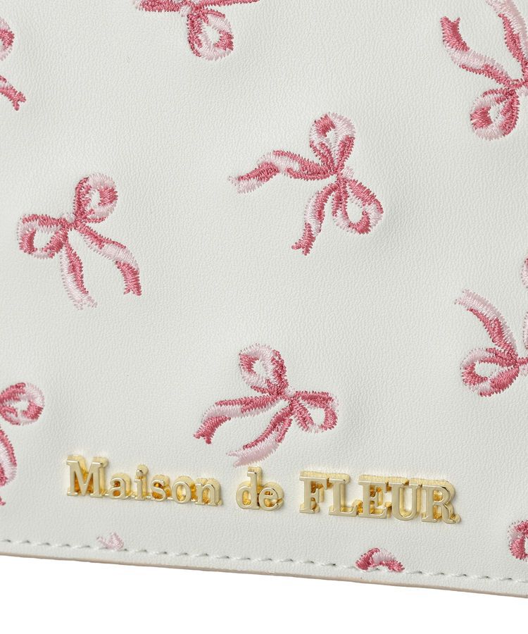Maison de FLEUR「リボン刺繍カードケース」|財布|
