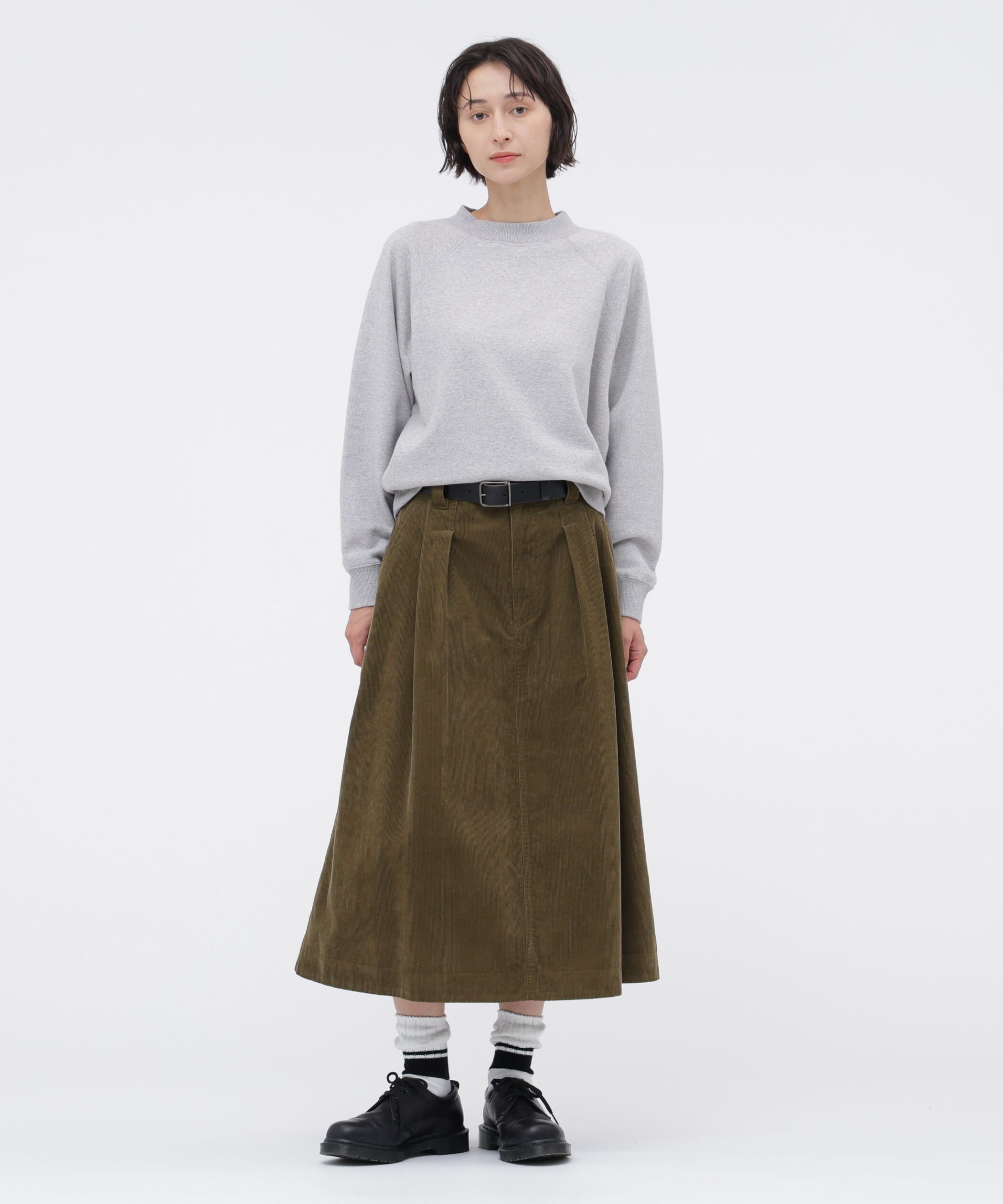 MHL.「DRY COTTON NEEDLECORD SKIRT」|スカート|OLIVE1