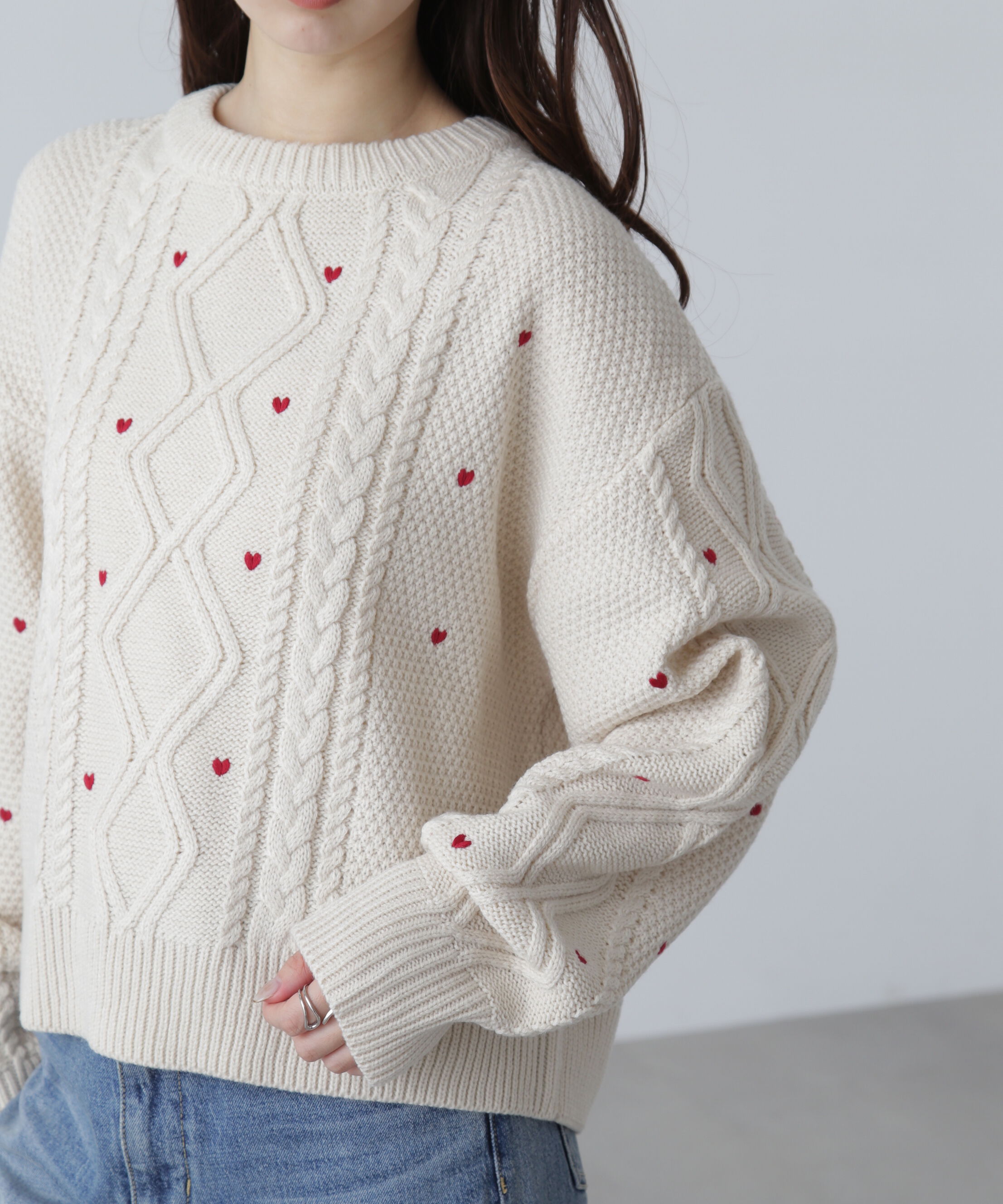  「ハート刺繍ケーブルニット」|ニット・セーター|