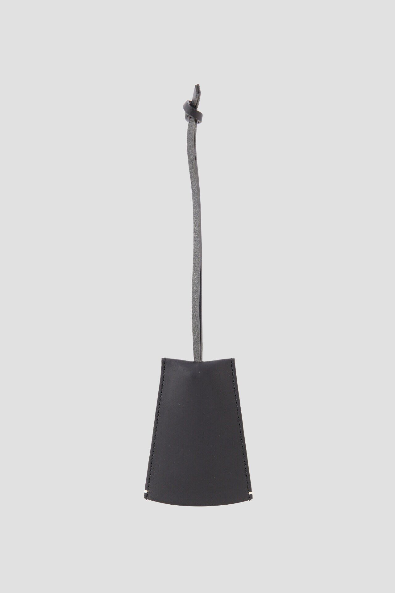 MARGARET HOWELL「OILED LEATHER」|財布|BLACK
