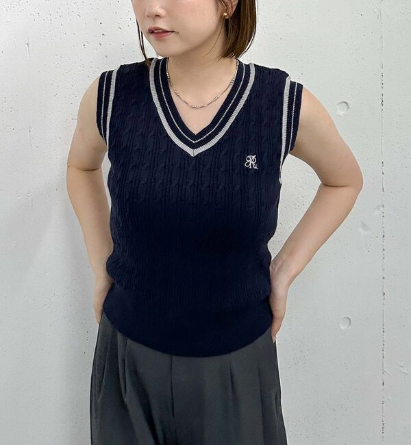 archives「ロゴ刺繍ラインケーブルニットベスト」|ニット・セーター|