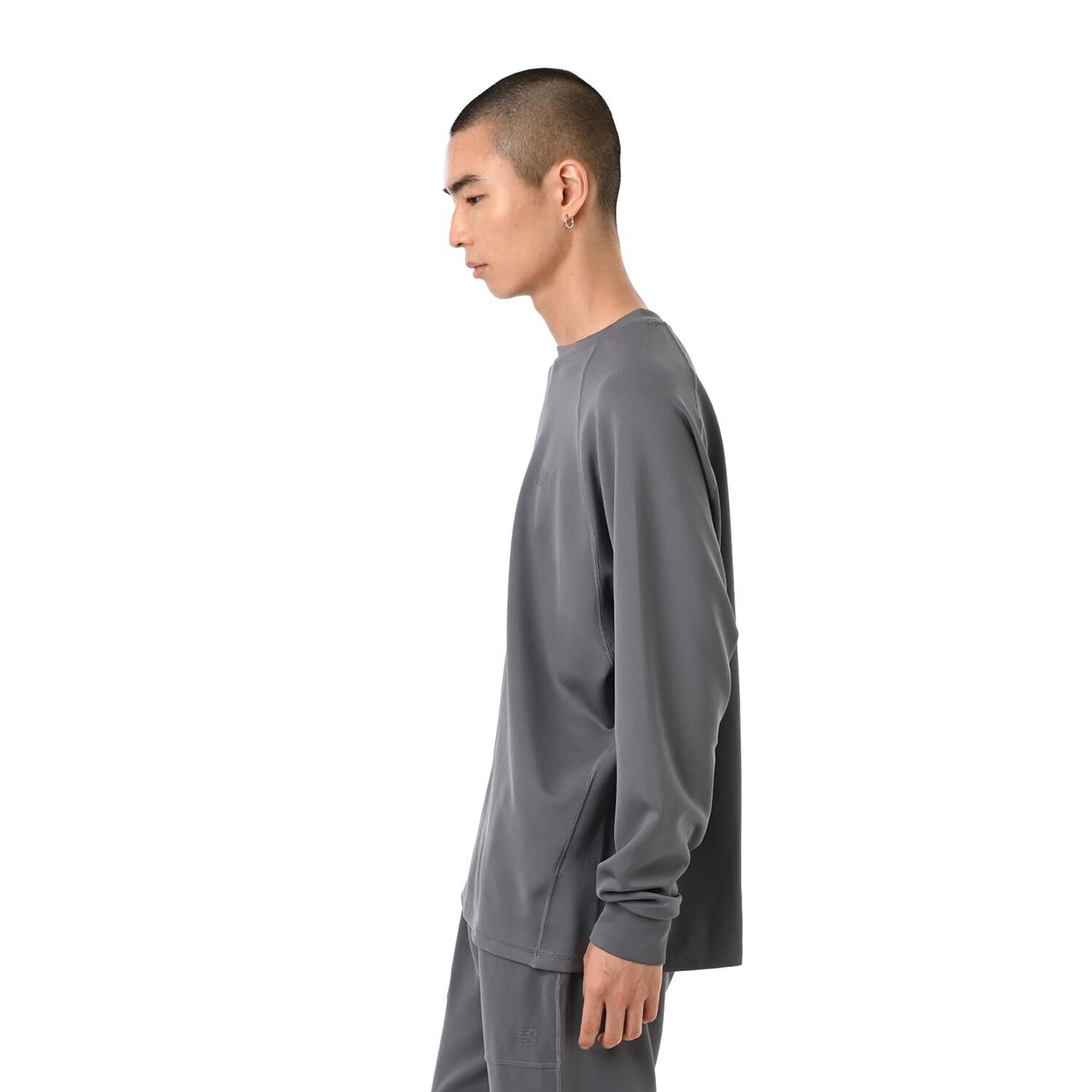 NEW BALANCE 「【NEW BALANCEｳｪｱ】M ﾘﾗｯｸｽﾌｨｯﾄﾛﾝｸﾞｽﾘｰﾌﾞ」|Tシャツ・カットソー|