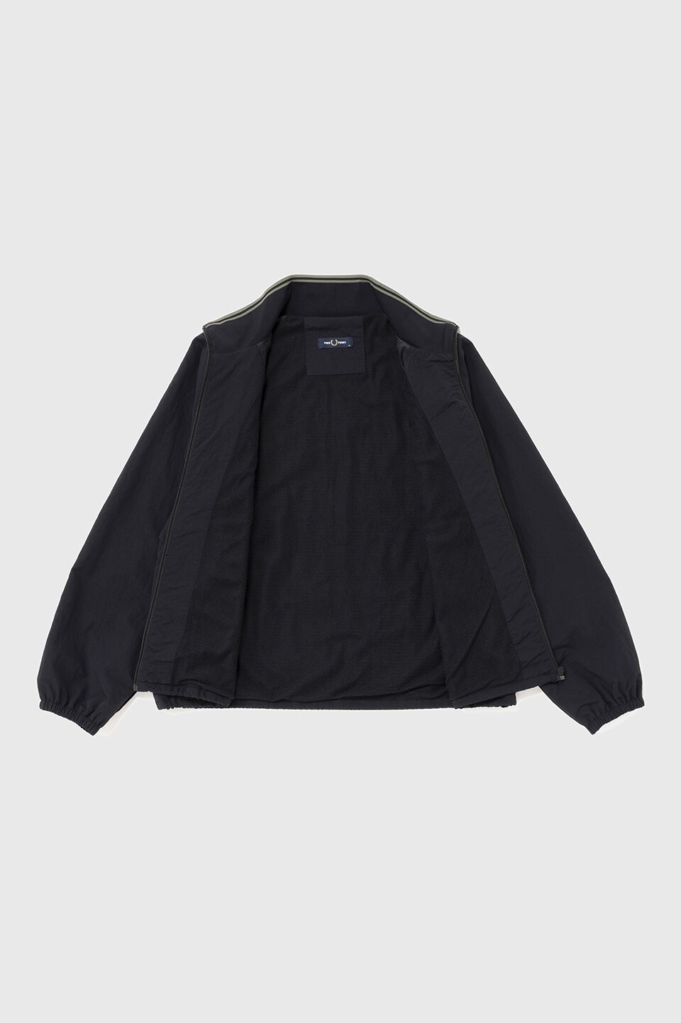 FRED PERRY 「FRED PERRY／OVERSIZED SHELL JACKET／オーバーサイズドシェルジャケット」|ブルゾン・スタジャン|